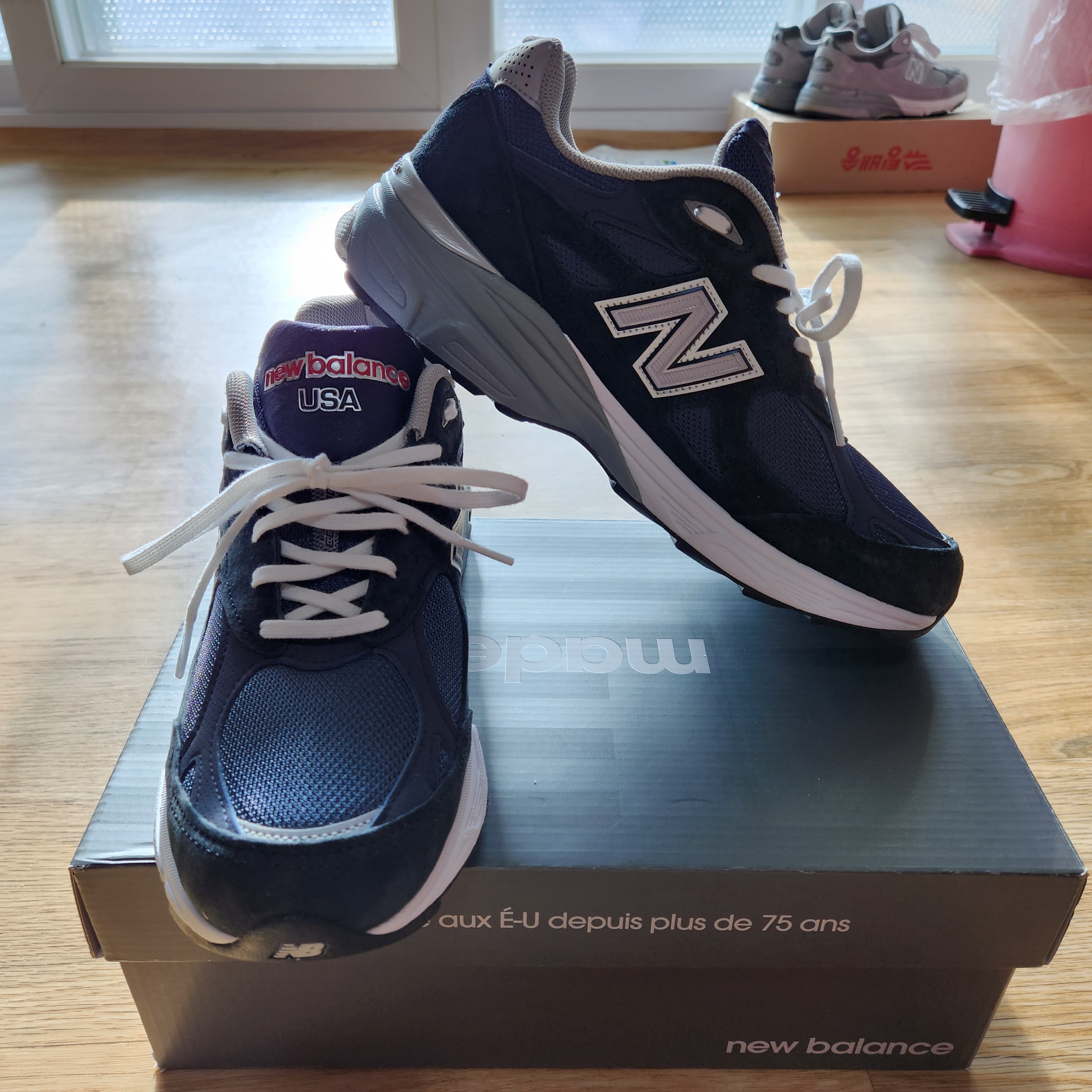 New Balance 990v3 Made in USA Navy - D Standard 착용 스타일 - 2