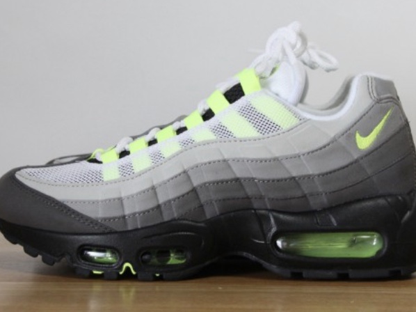 Nike Air Max 95 OG Neon Yellow 2020 착용 스타일