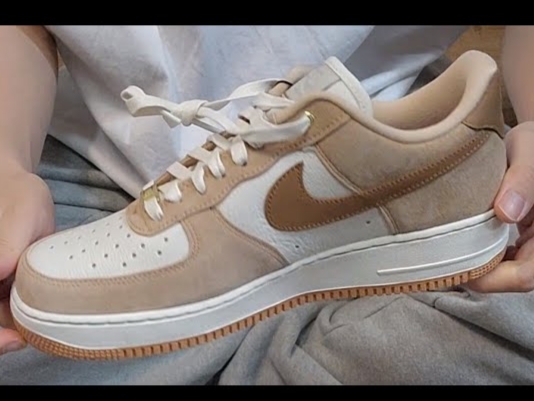 (W) Nike Air Force 1 LXX Flax 착용 스타일