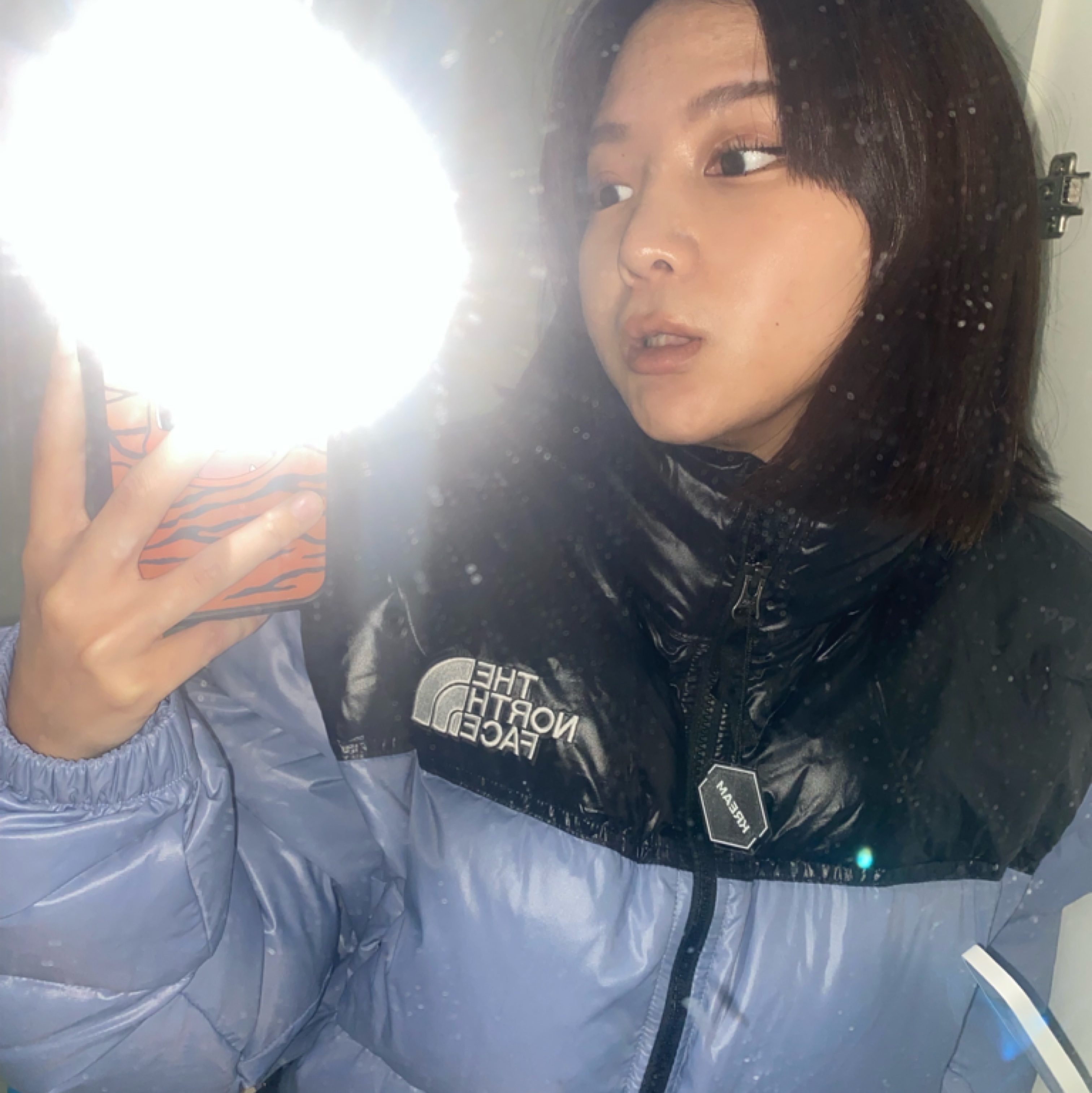 (W) The North Face Nuptse Short Jacket Folk Blue 착용 스타일