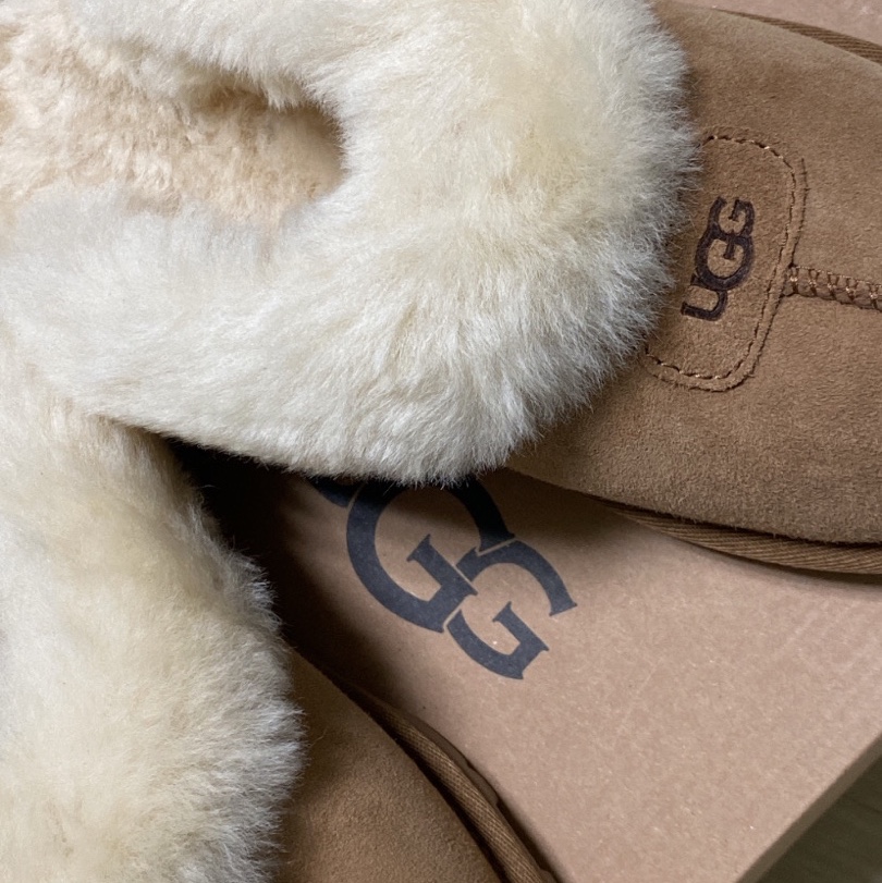 (W) UGG Coquette Slipper Chestnut 착용 스타일