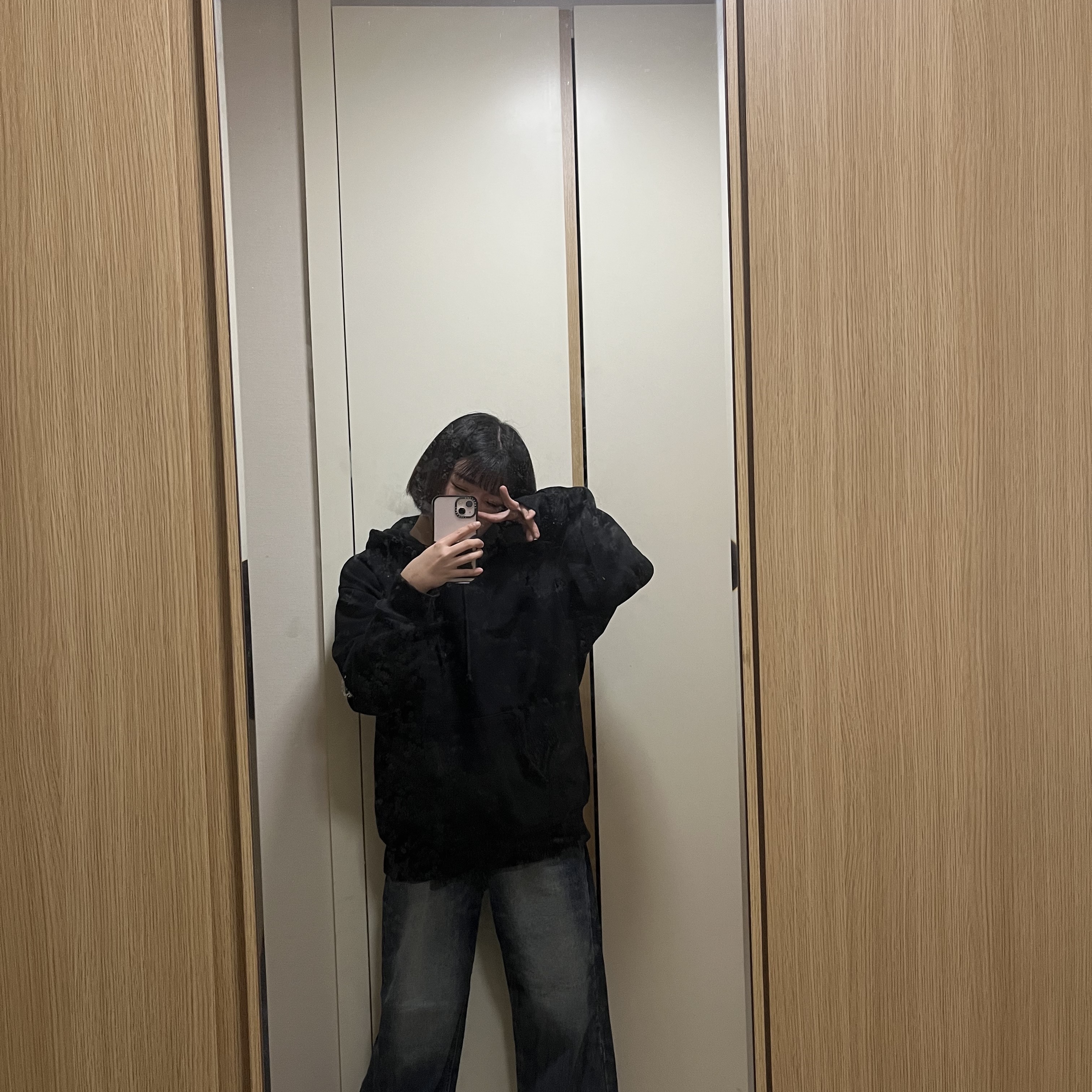 Stussy Basic Stussy Hoodie Black 2022 착용 스타일