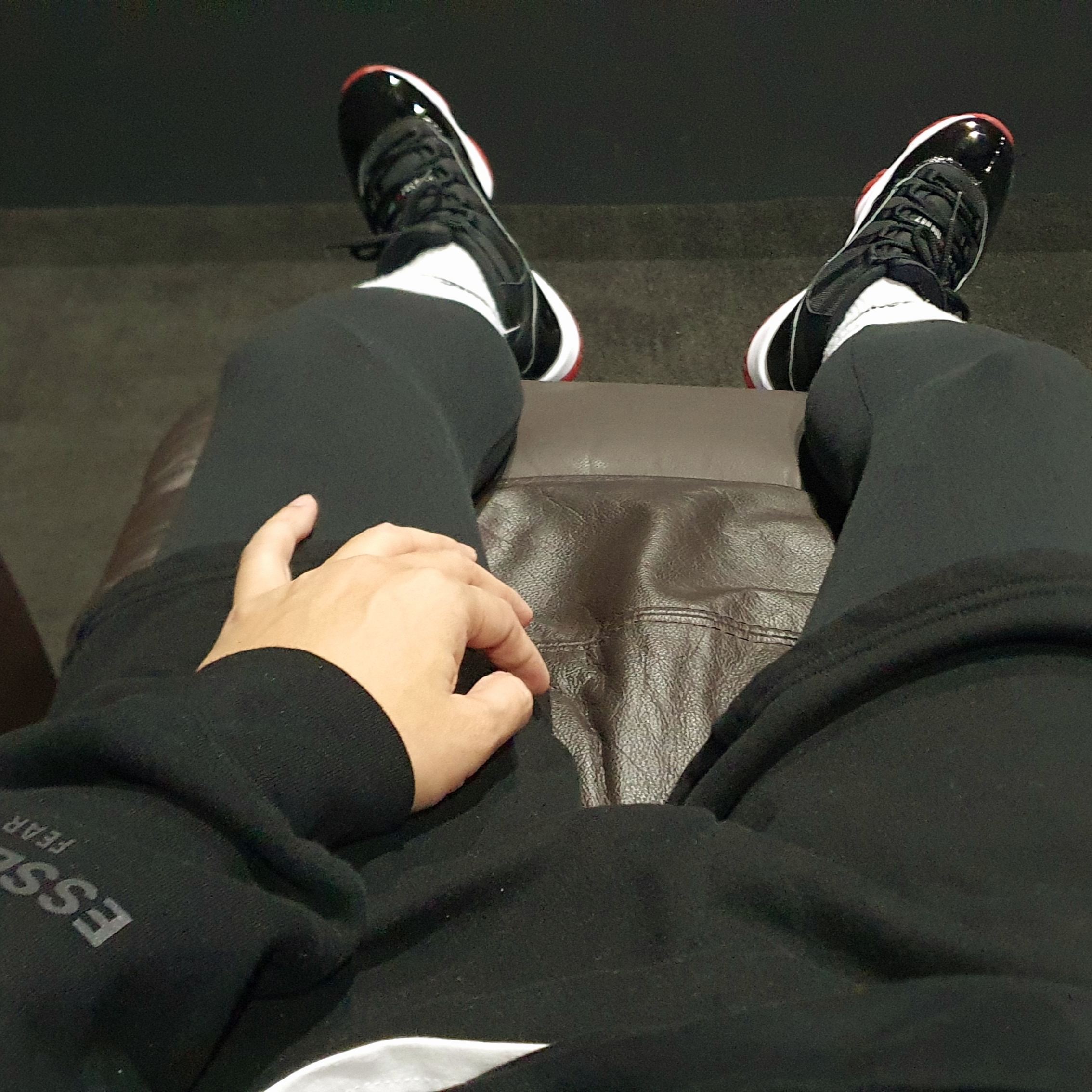 Jordan 11 Retro Bred 2019, Supreme x The North Face S Logo Hooded Fleece Jacket Black - 20FW 착용 스타일 - 4