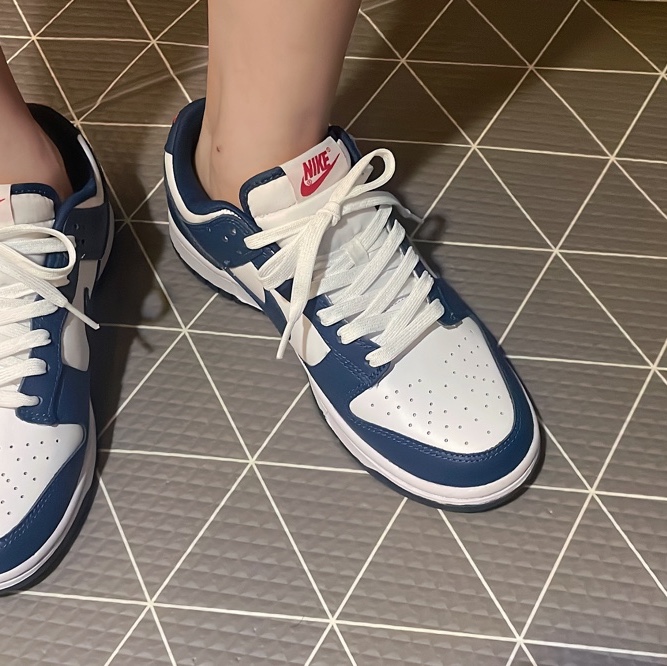 Nike Dunk Low Retro Valerian Blue 착용 스타일 - 2