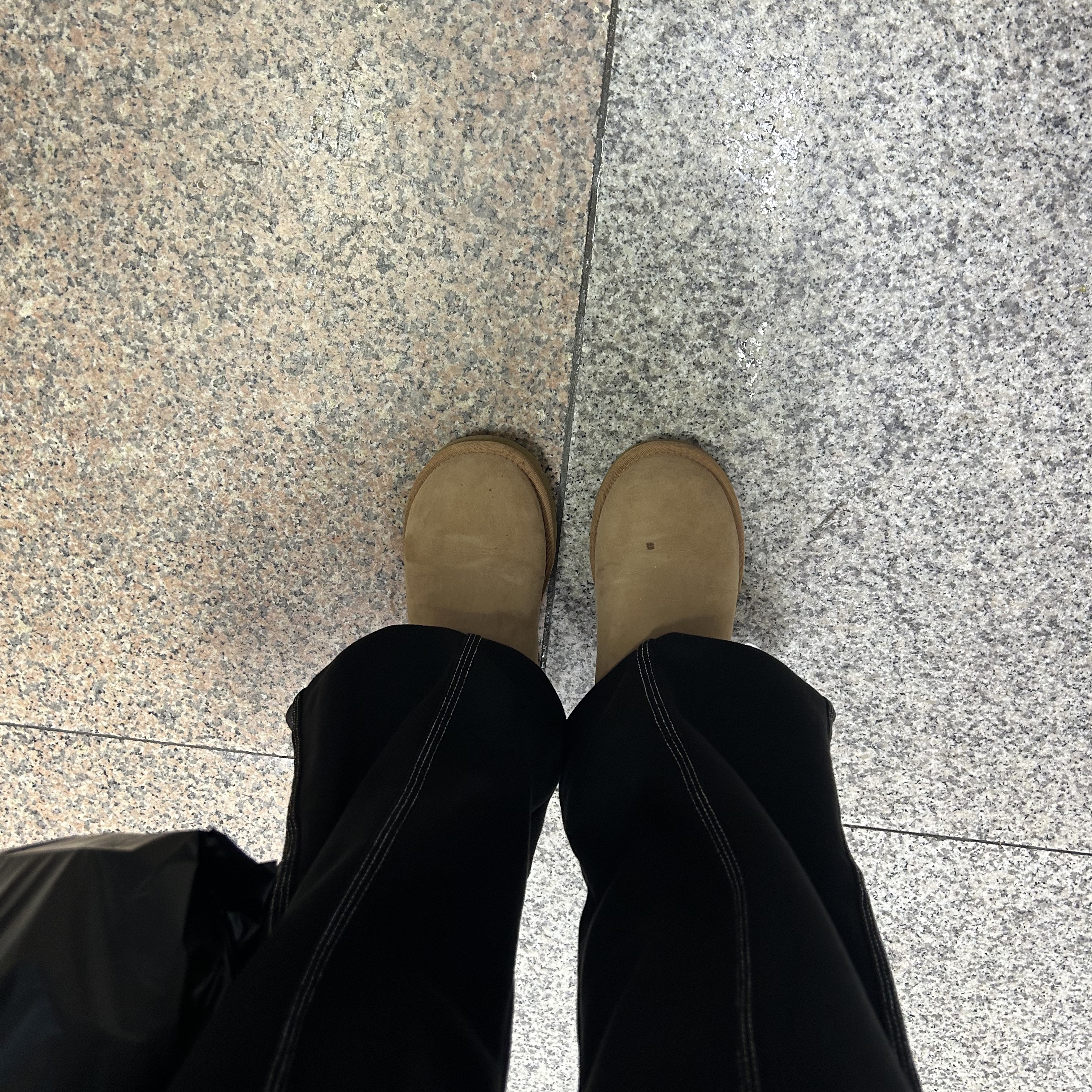 (W) UGG Classic Mini II Boots Chestnut 착용 스타일