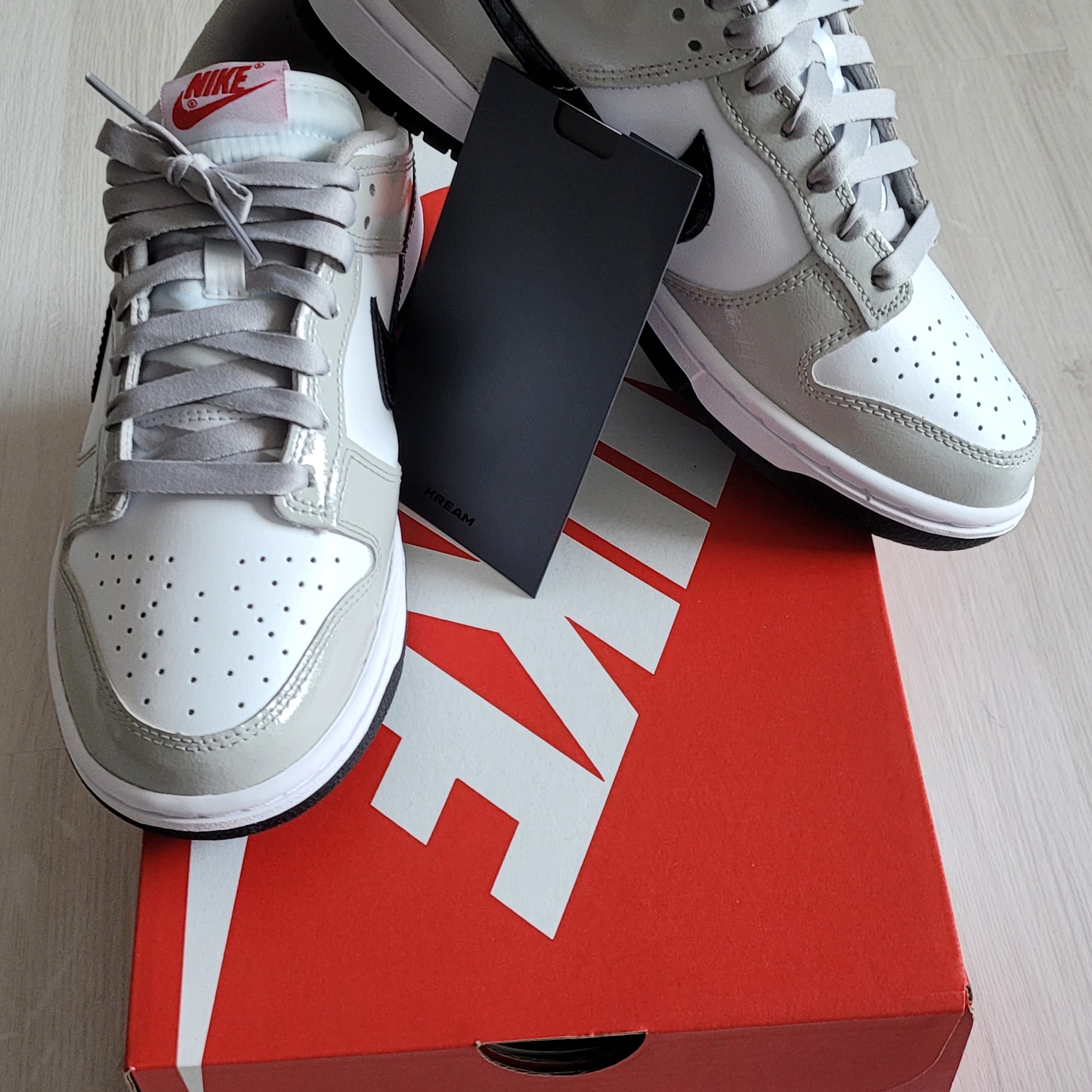 (W) Nike Dunk Low Essential Light Iron Ore Black 착용 스타일