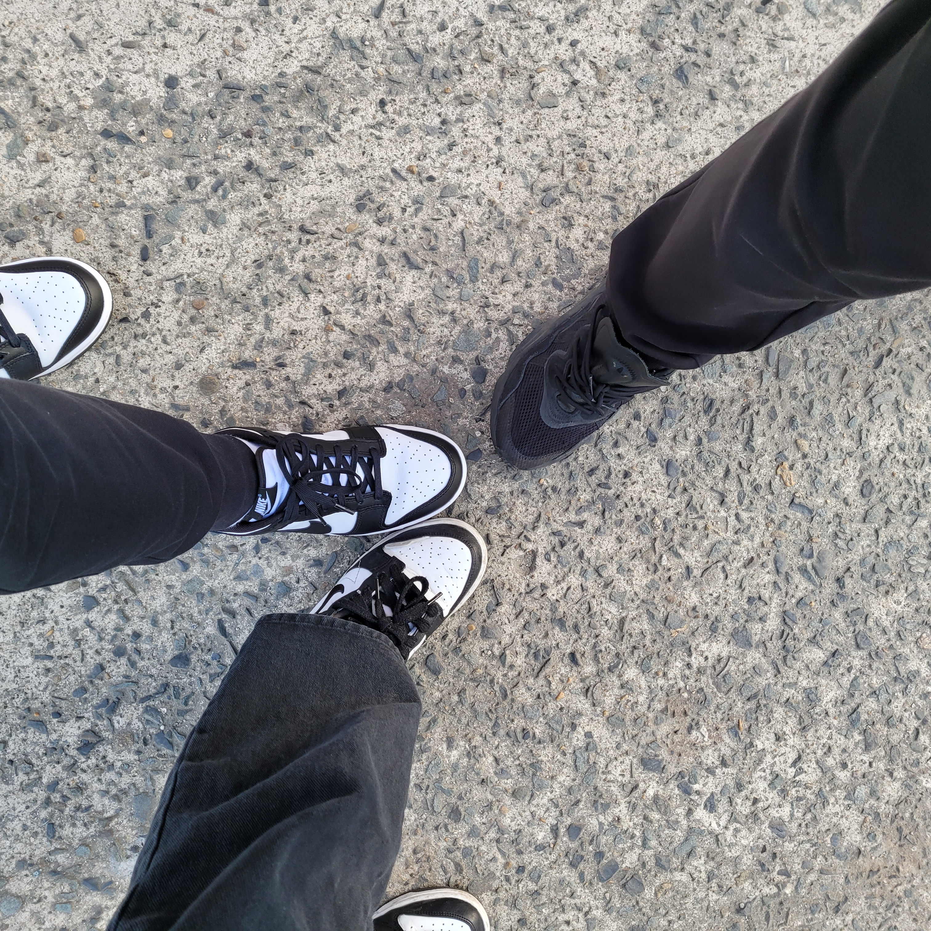 Nike Dunk Low Retro Black, (W) Nike Dunk Low Disrupt 2 Black White 착용 스타일 - 1