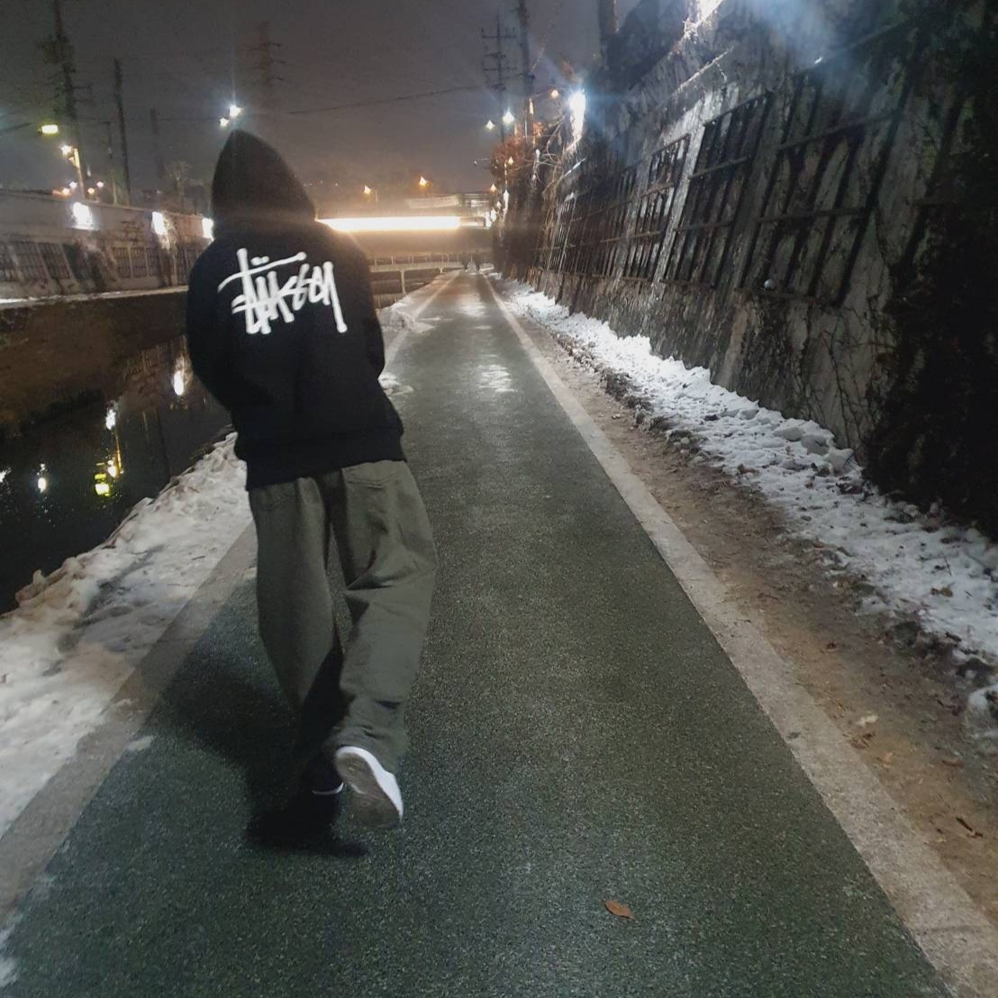 Stussy Basic Stussy Zip Hoodie Black 2022 착용 스타일