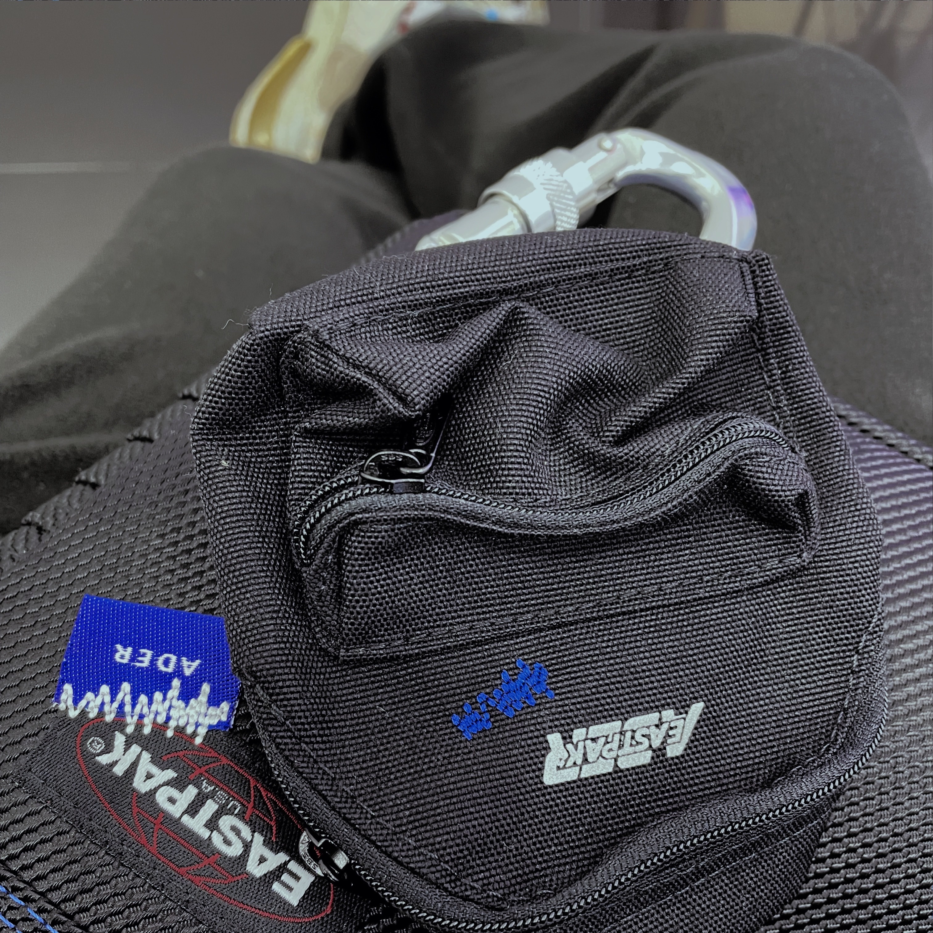 Ader Error x Eastpak Shoulder Bag Black, Nike x Travis Scott Air Max 270 React Cactus Trails 착용 스타일