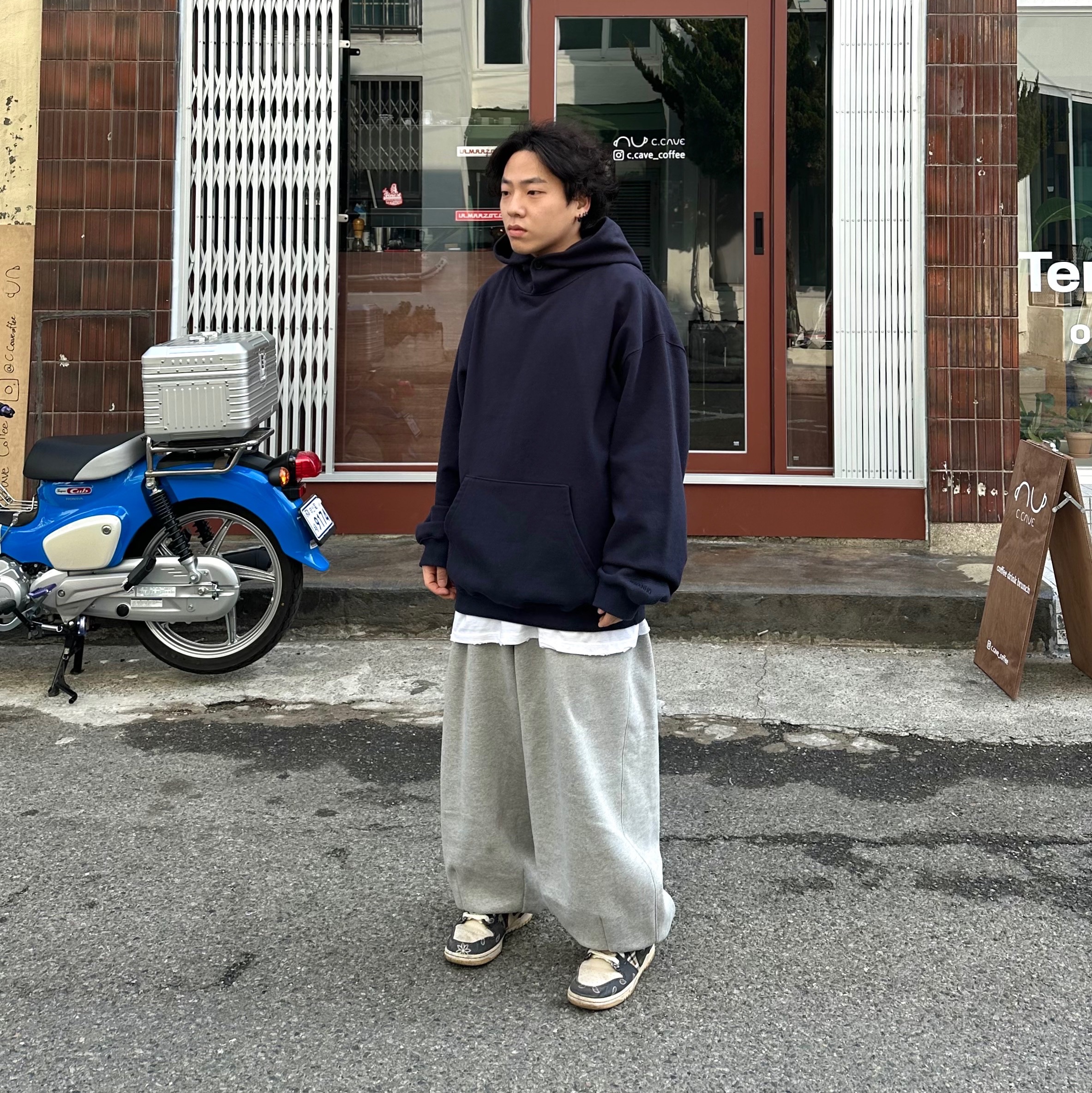 Nike x Travis Scott SB Dunk Low 착용 스타일 - 1