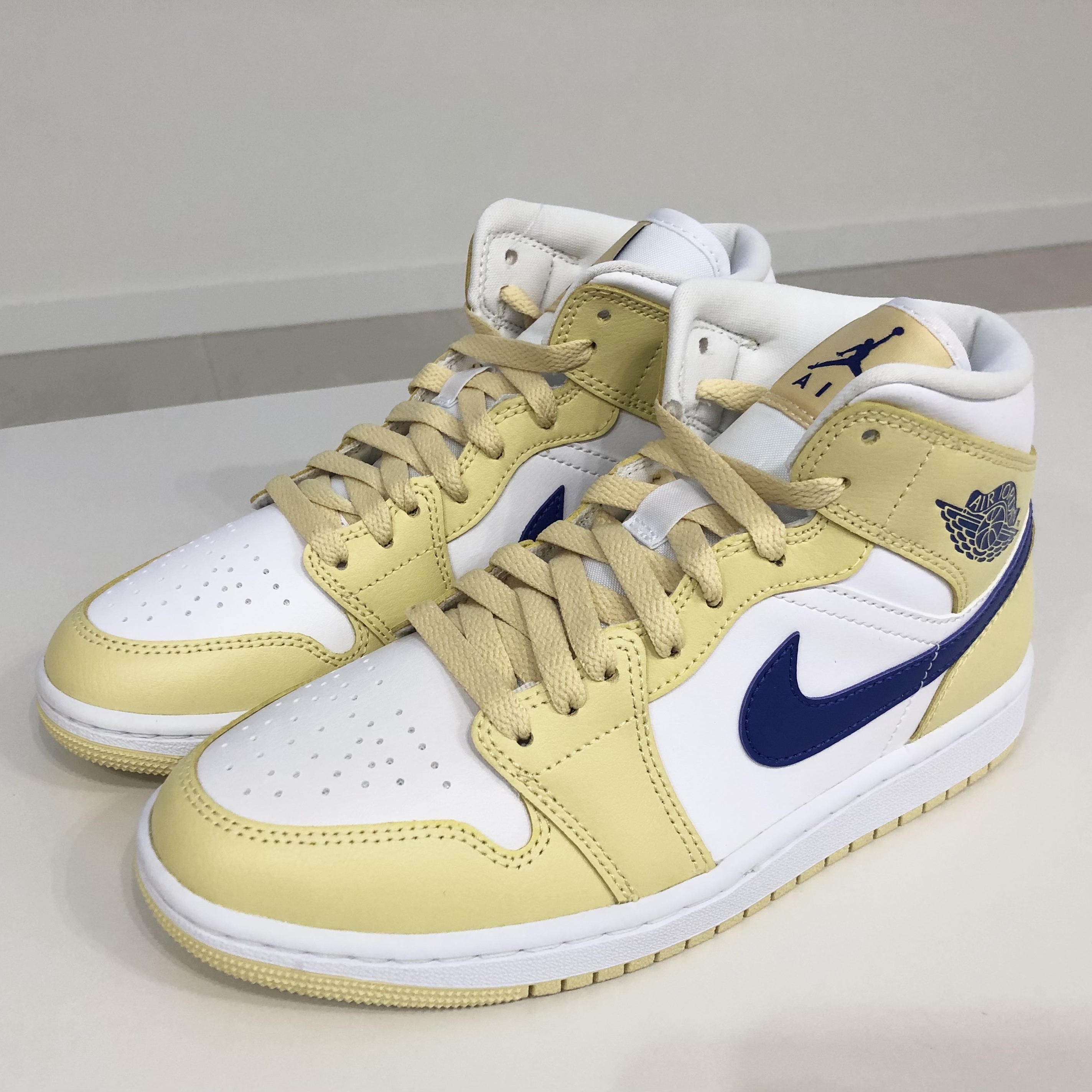 (W) Jordan 1 Mid Lemon Wash Lapis 착용 스타일
