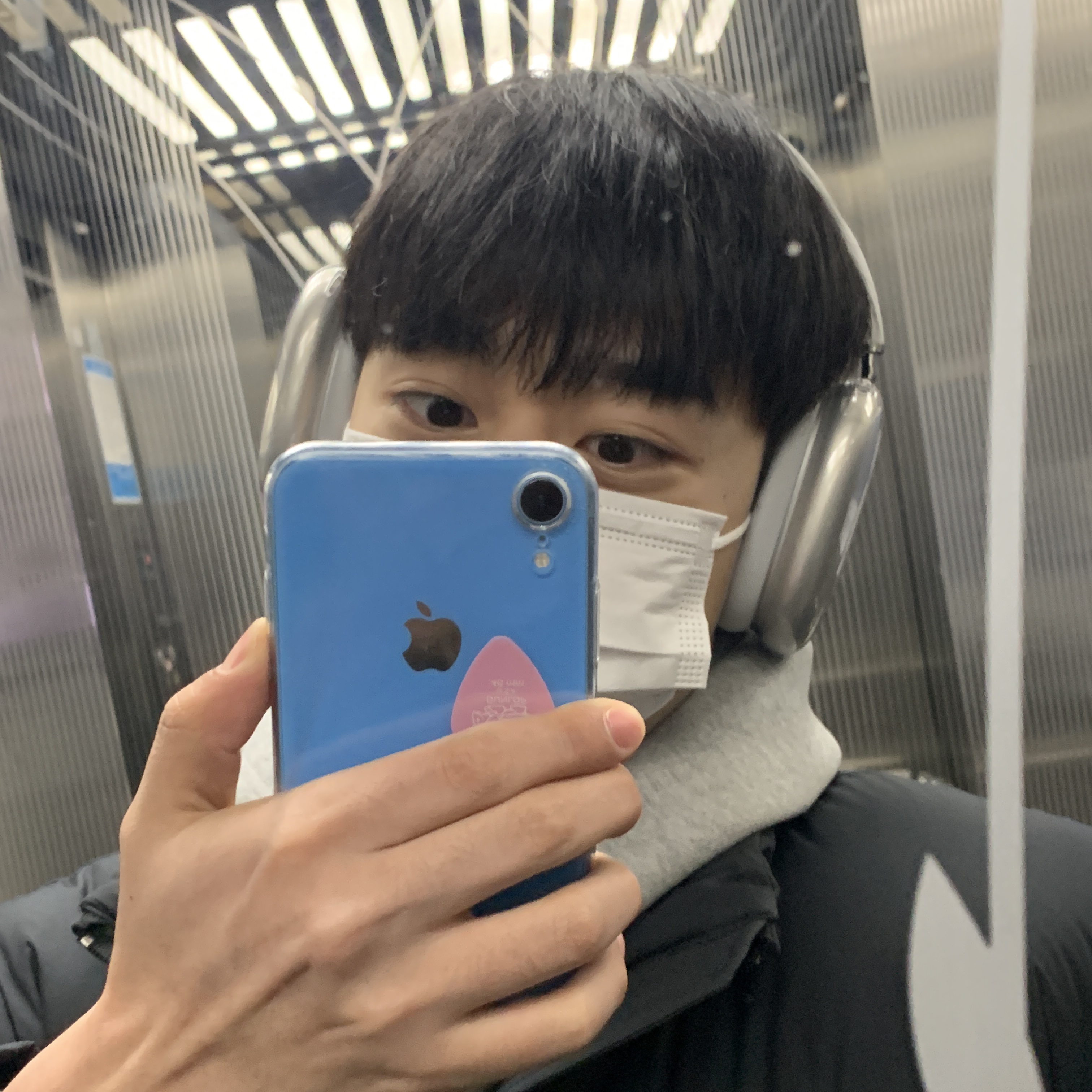 Apple AirPods Max Lightning Silver (Korean Ver.) 착용 스타일
