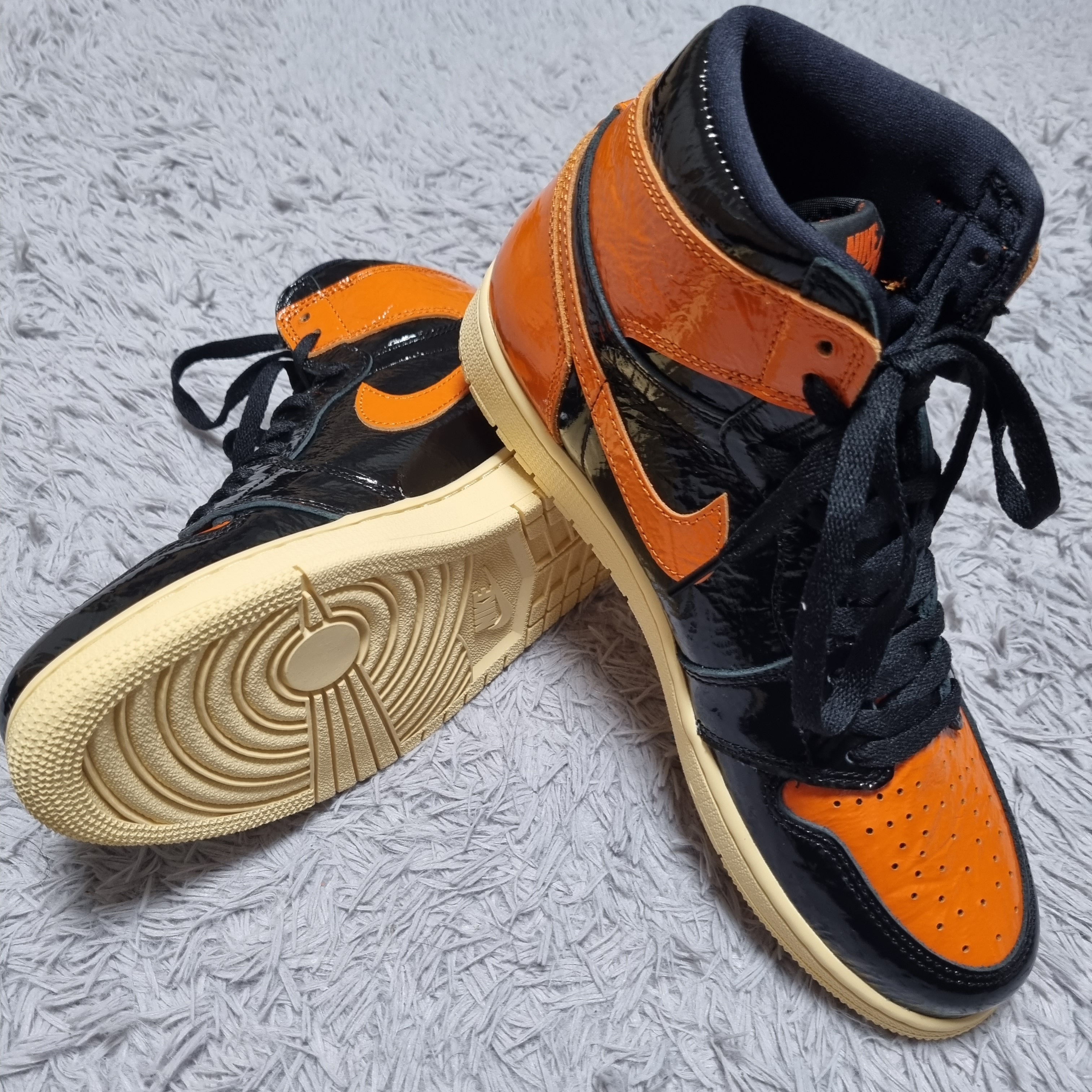 Jordan 1 Retro High Shattered Backboard 3.0 착용 스타일 - 3