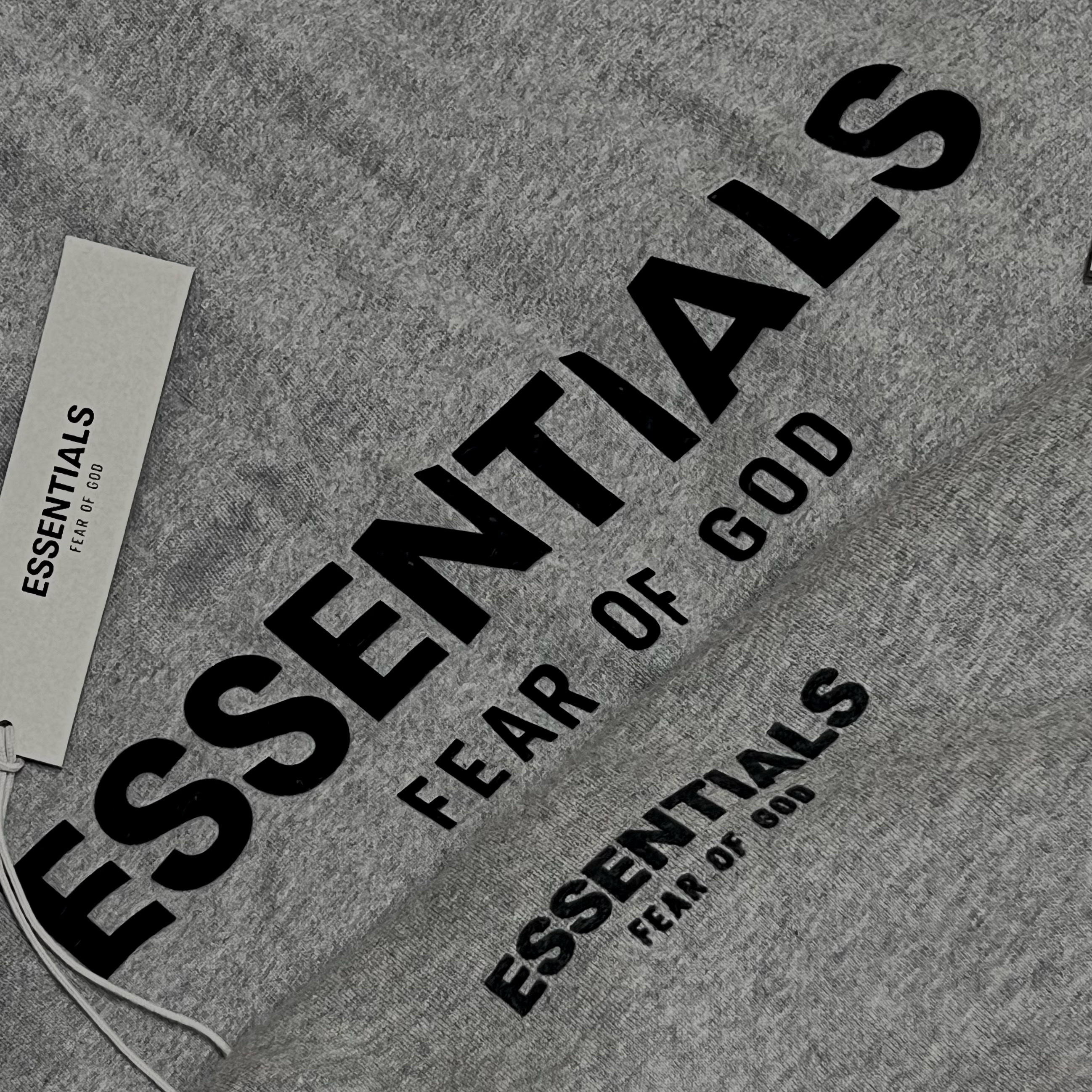 Essentials The Core Collection Relaxed Sweatpants Dark Oatmeal, Essentials The Core Collection Hoodie Dark Oatmeal 착용 스타일