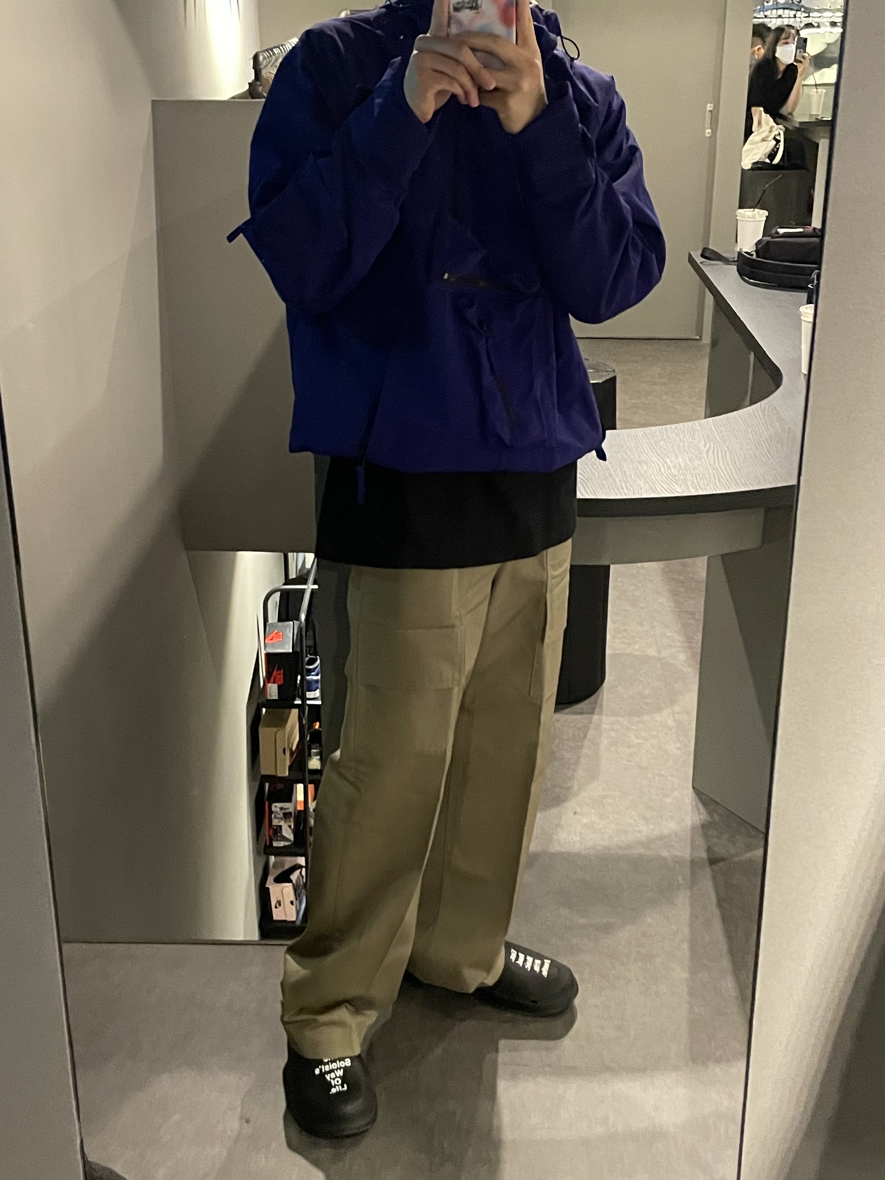 Undermycar Rikan Multi Pocket Casual Jacket London Fog - 21FW, Oofos x Takahiromiyashita The Soloist The Soloist's Way Of Life Clog Black White 착용 스타일 - 3