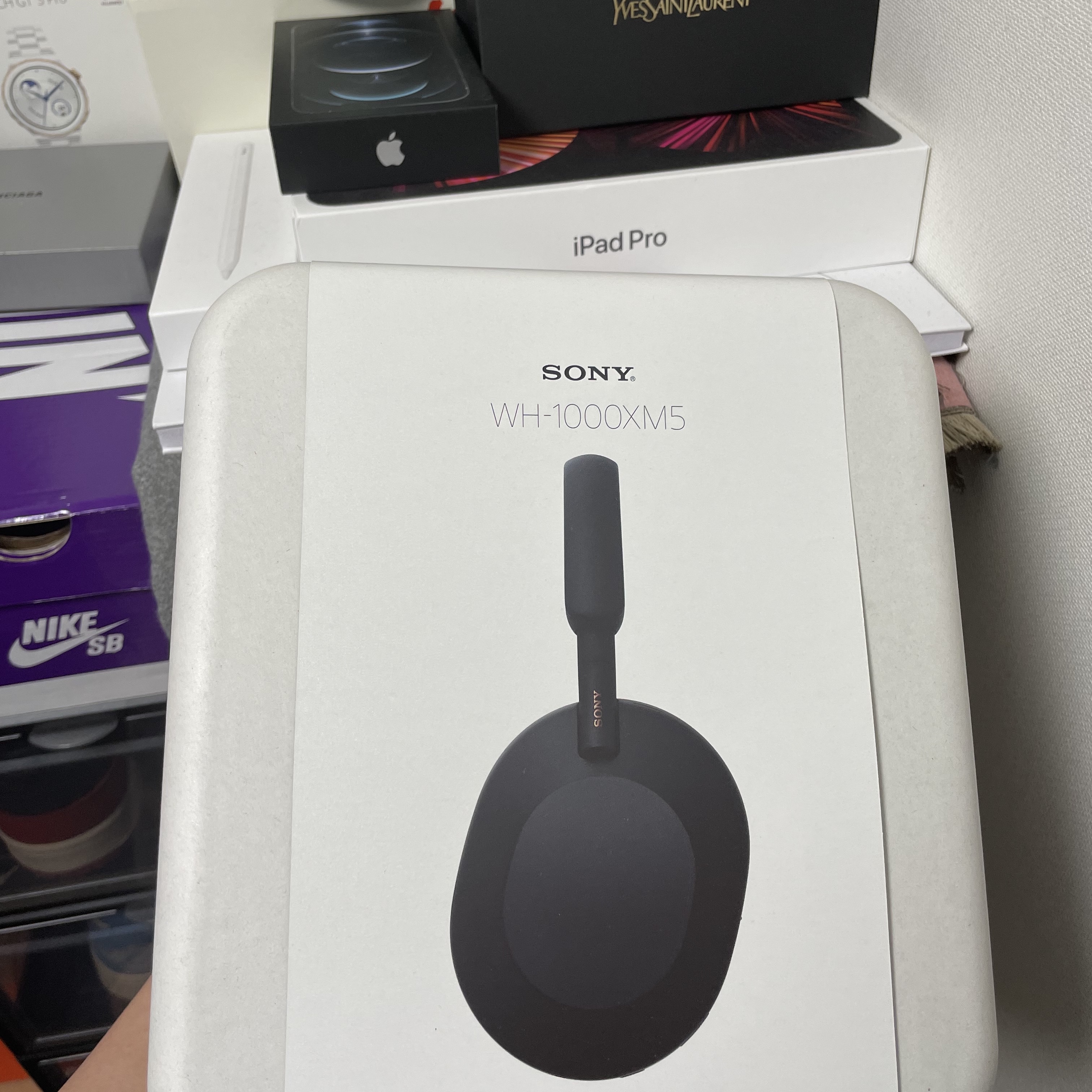 Sony WH-1000XM5 Black (Korean Ver.) 착용 스타일