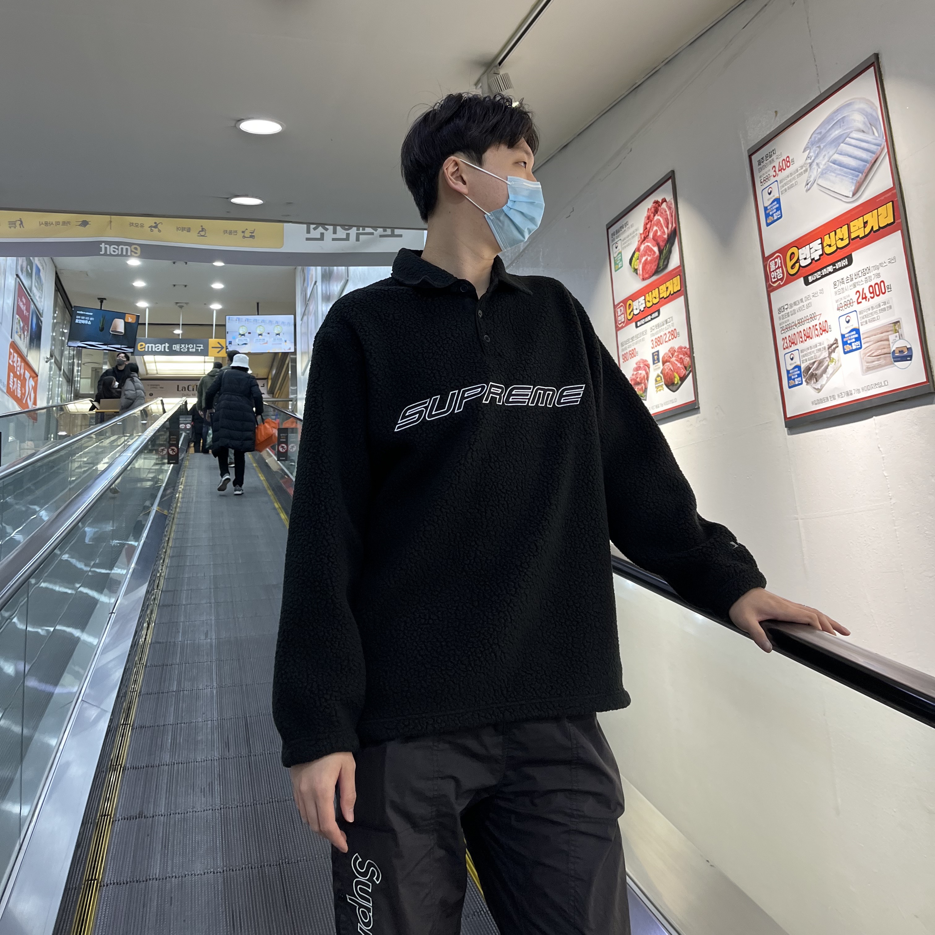 Supreme Polartec L/S Polo Black - 22FW 착용 스타일