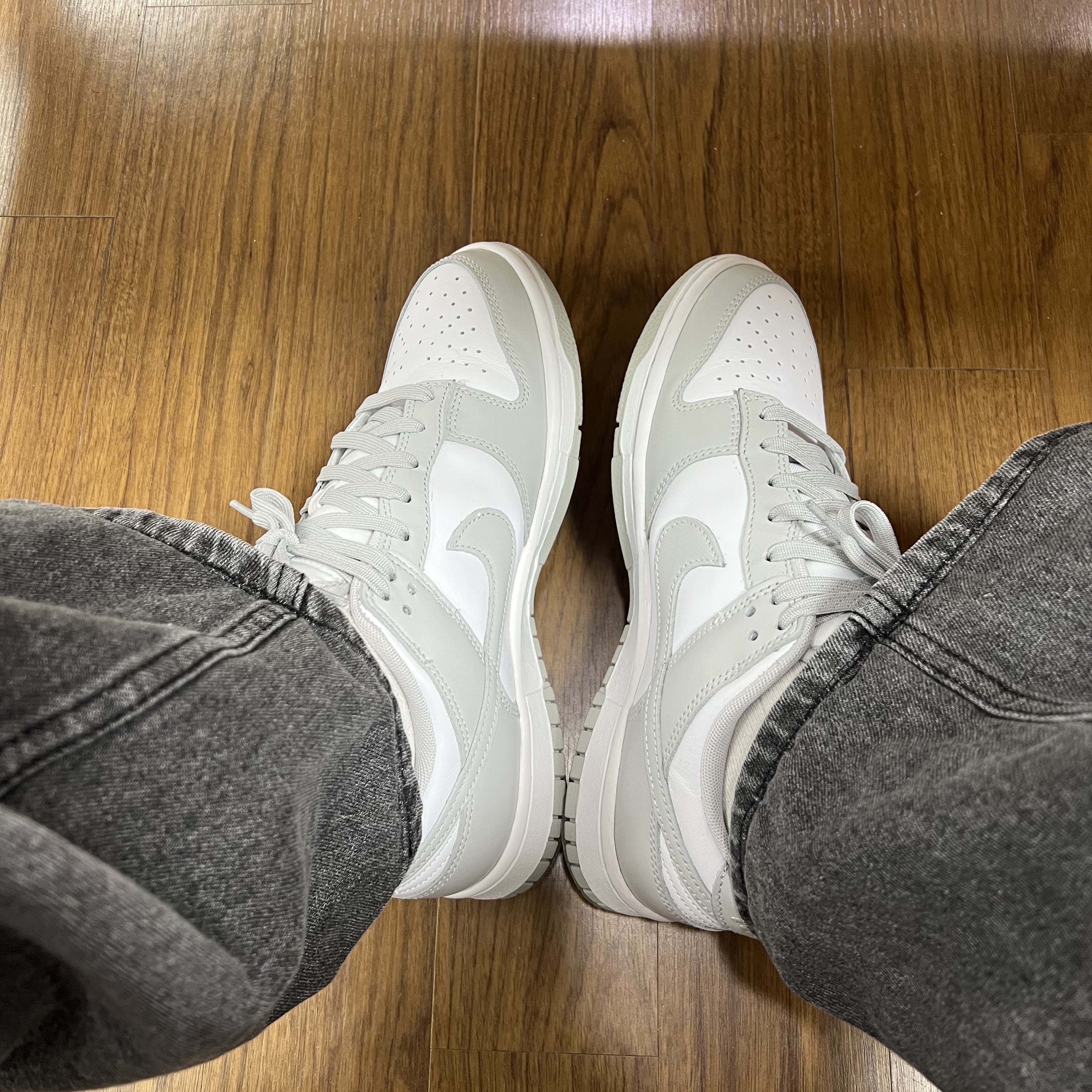 Nike Dunk Low Retro Grey Fog 착용 스타일