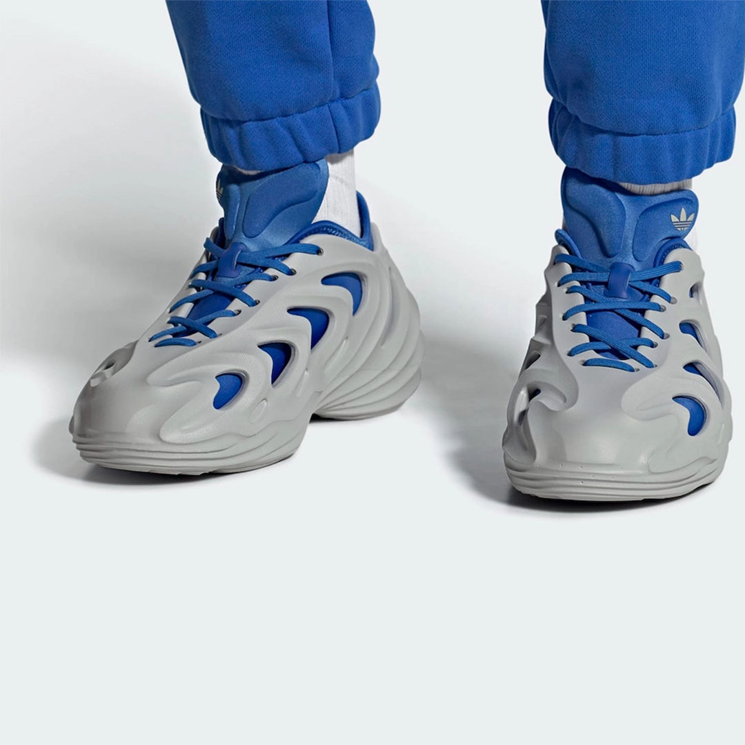 Adidas Adifom Q Off White, Adidas Adifom Q Core Black Carbon 착용 스타일 - 5