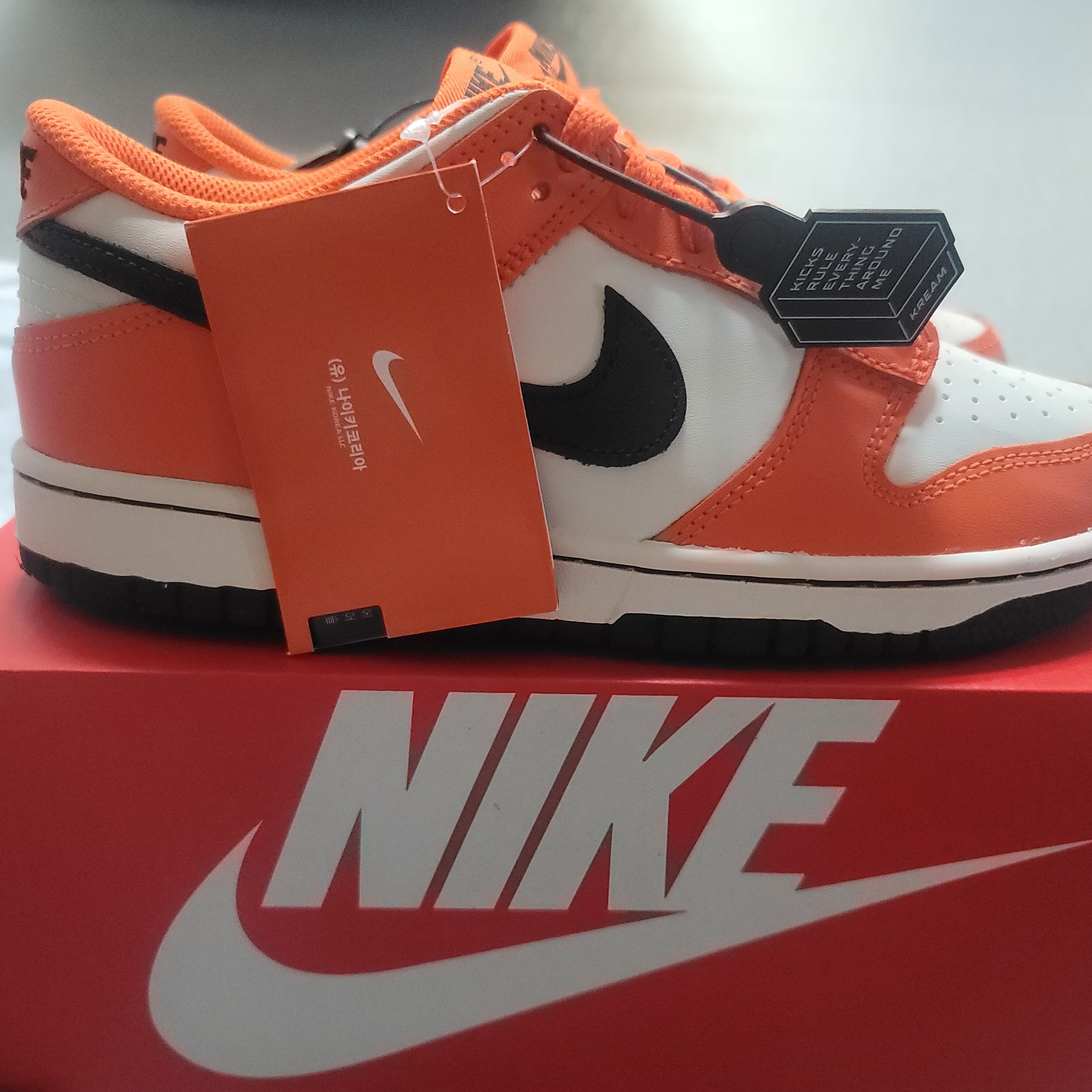 (GS) Nike Dunk Low Safety Orange 착용 스타일 - 4