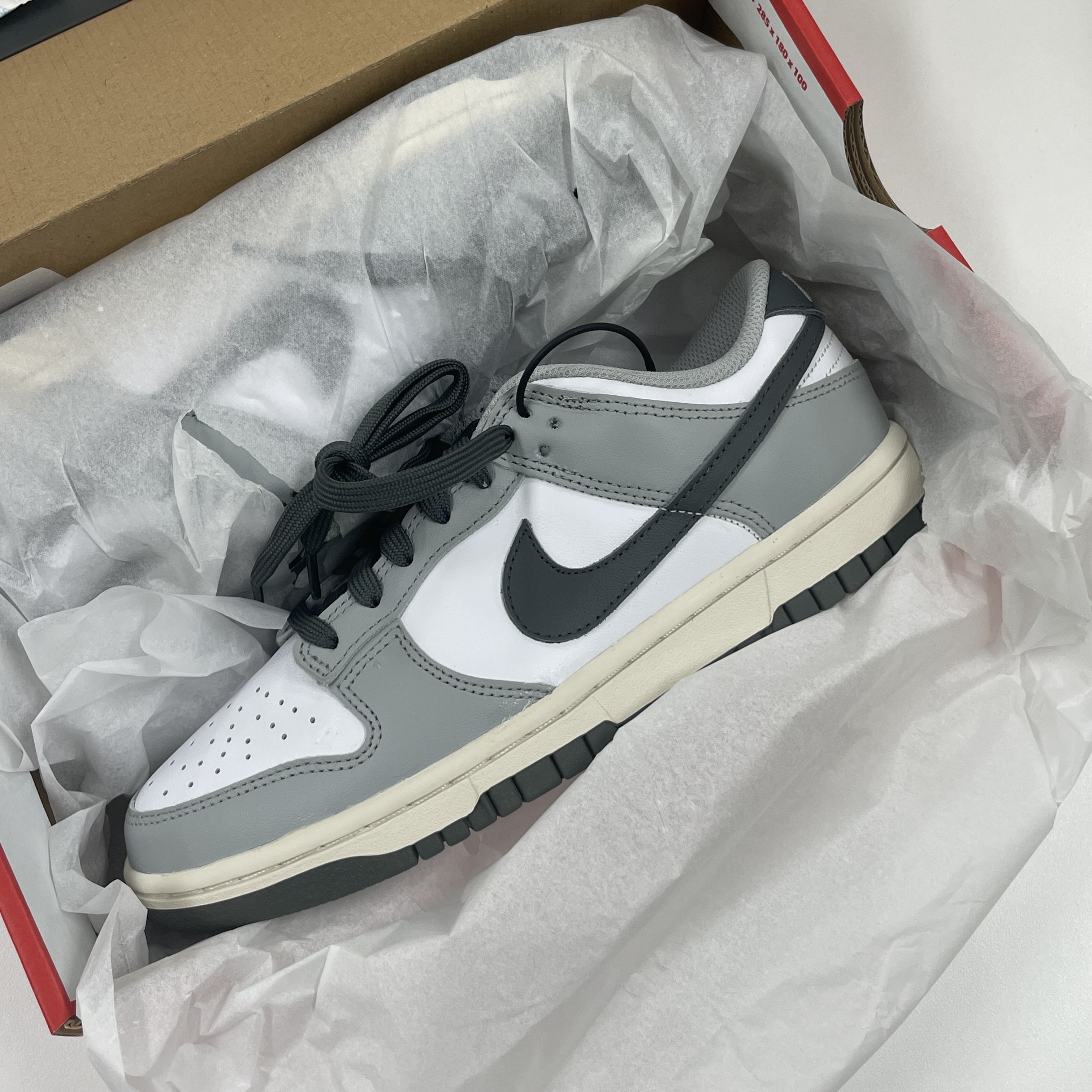 (W) Nike Dunk Low Light Smoke Grey 착용 스타일