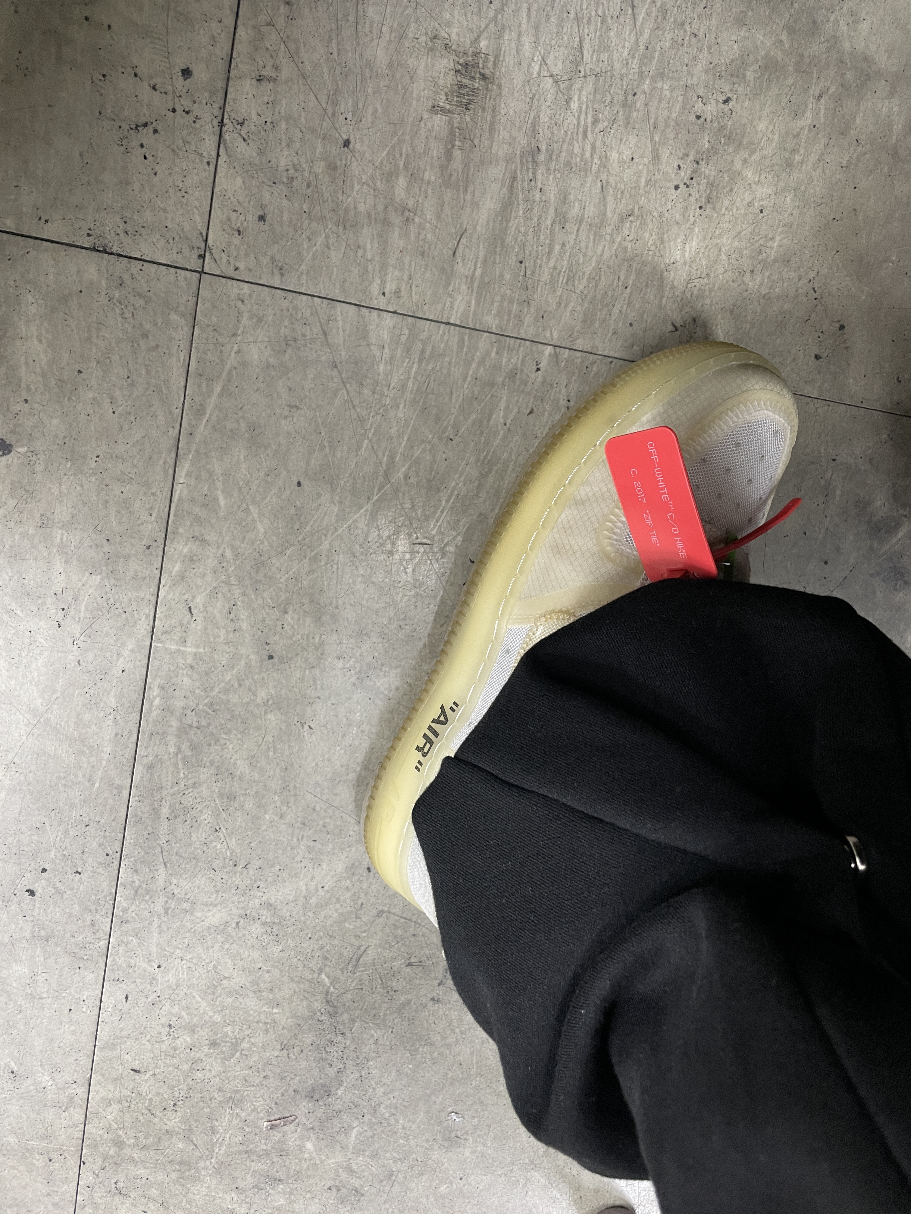 Jordan 1 x Dior High OG, Jordan 1 x Dior Low OG 착용 스타일 - 2