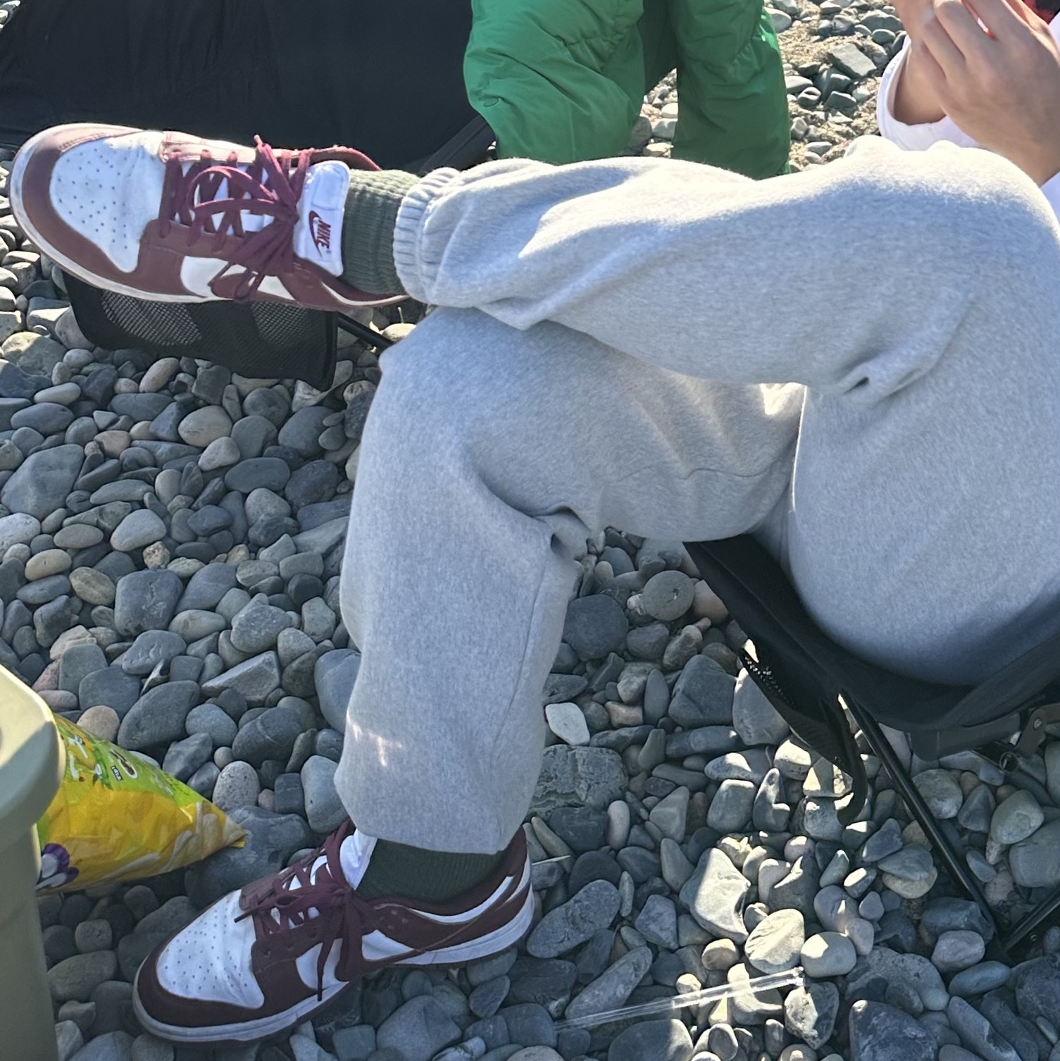 (W) Nike Dunk Low Bordeaux 착용 스타일