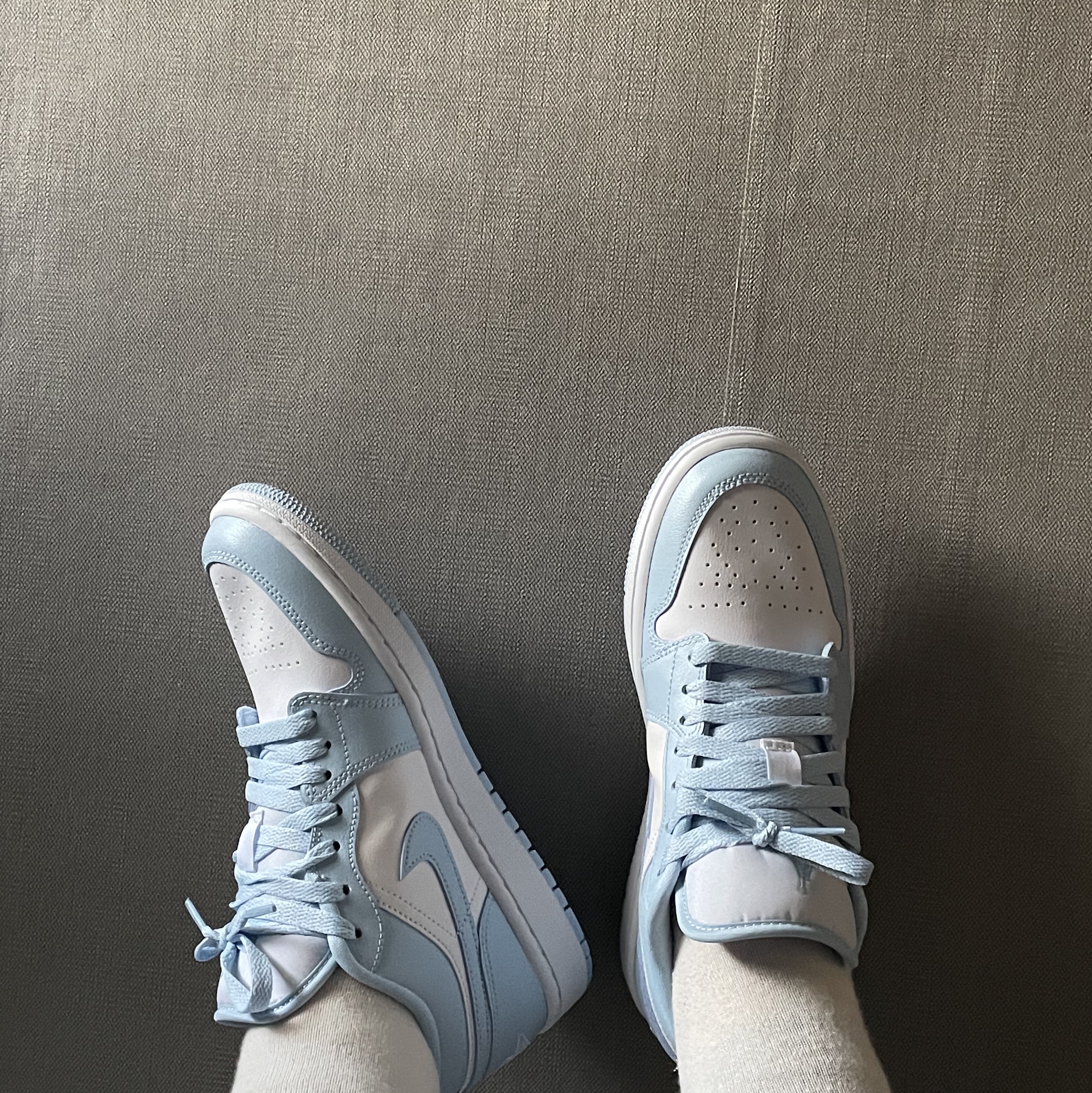 (W) Jordan 1 Low White Ice Blue 착용 스타일 - 4