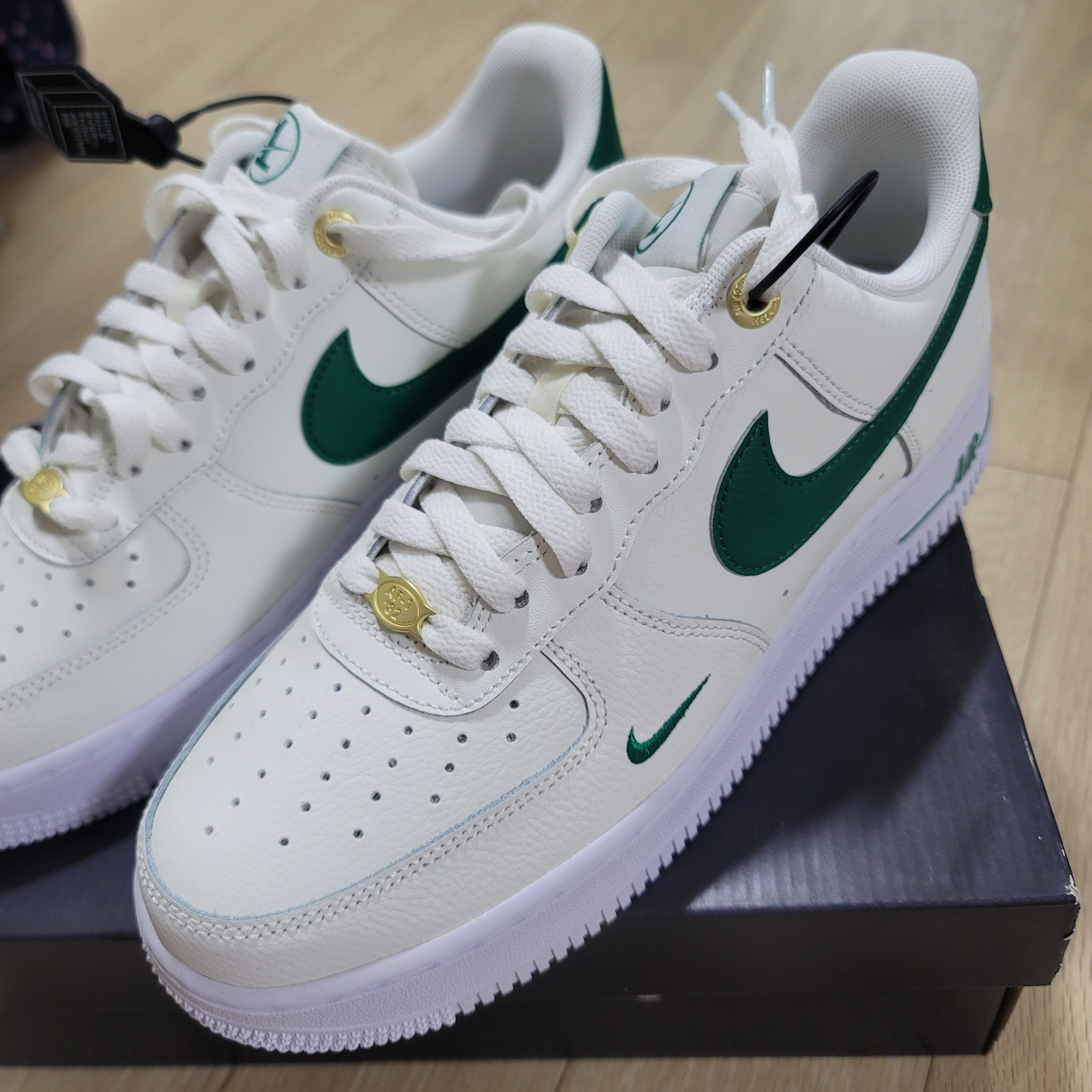 Nike Air Force 1 '07 LV8 40th Anniversary Join Forces Sail Malachite 착용 스타일
