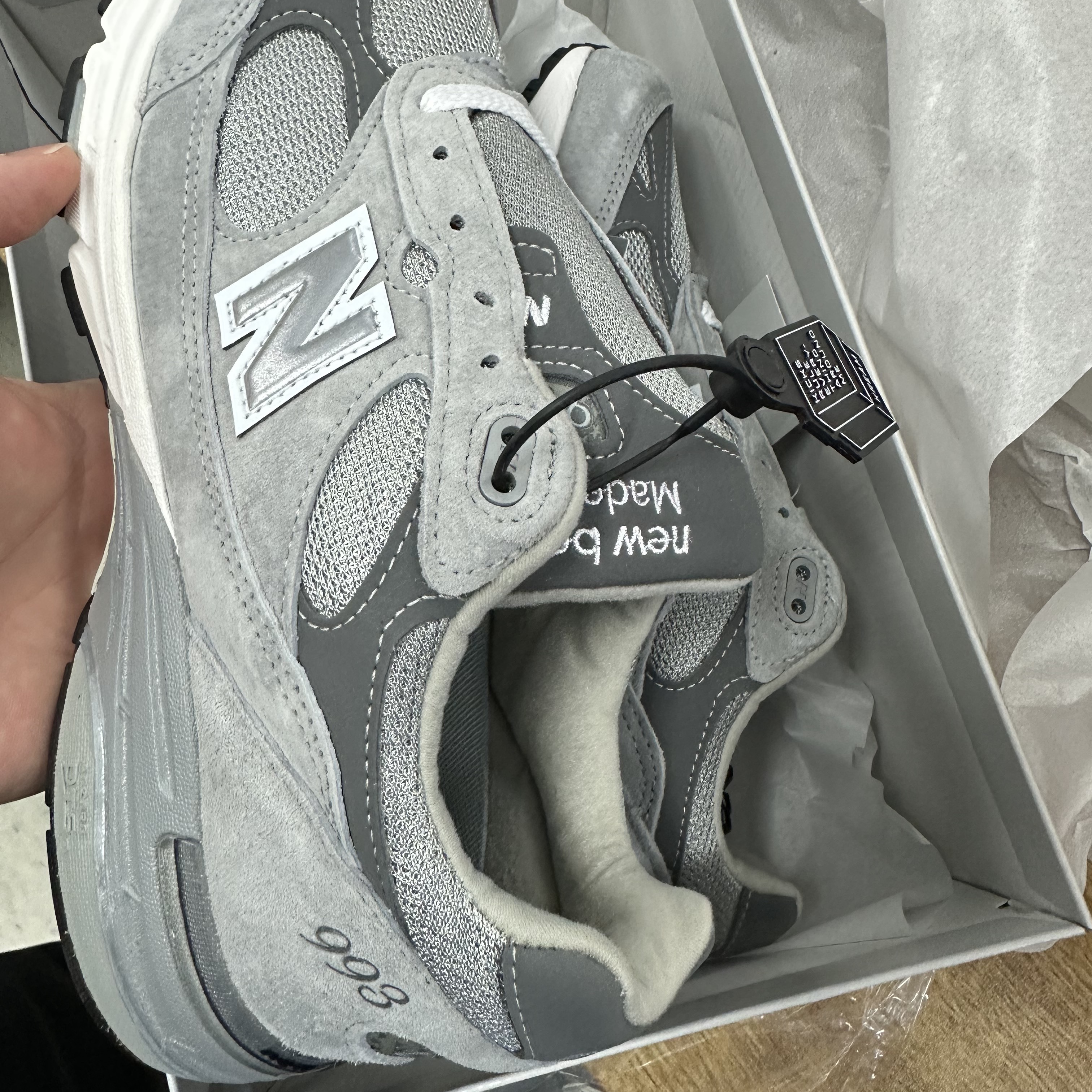 New Balance 993 Made in USA Grey - D Standard 착용 스타일 - 3