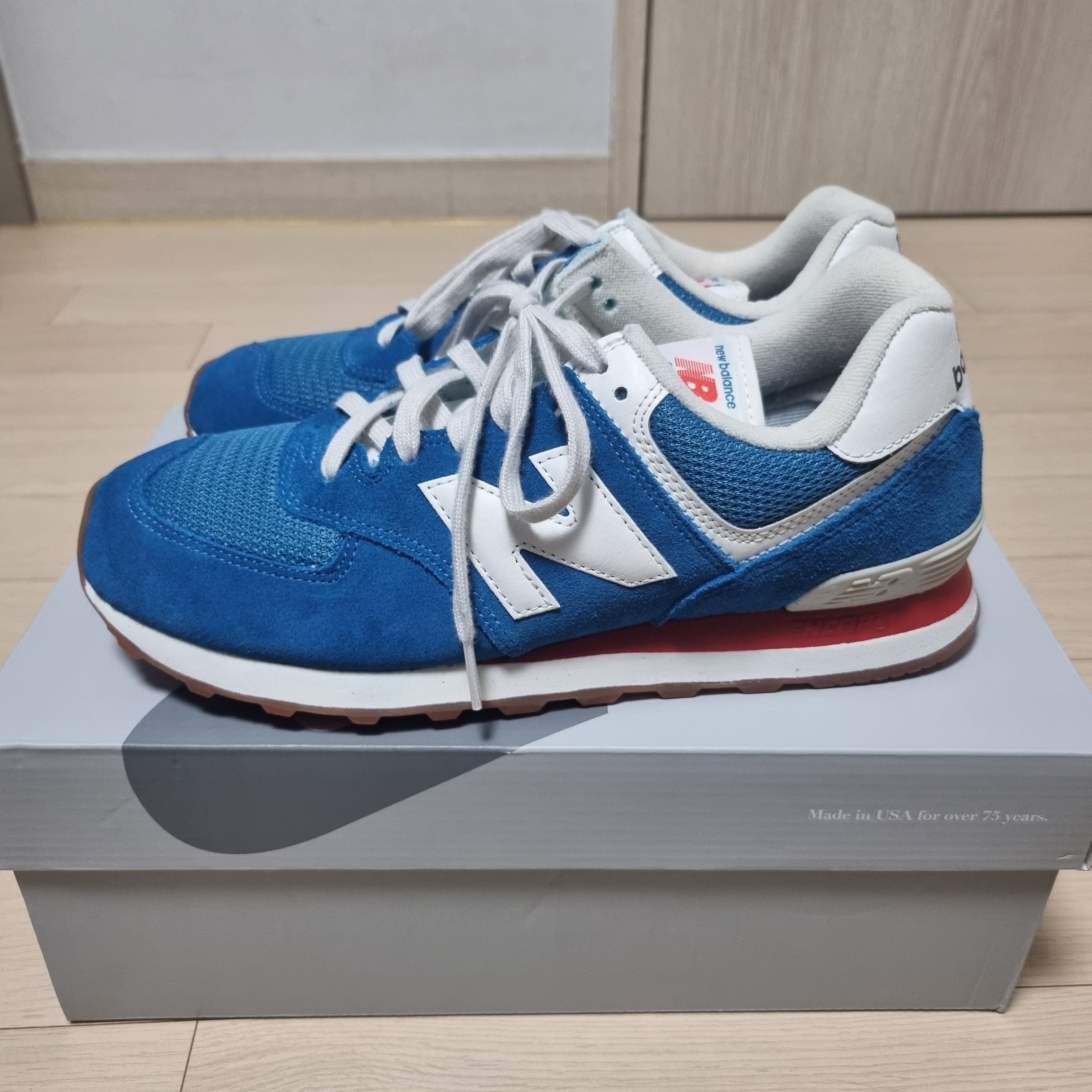 New Balance 574 Natural Indigo Blue 착용 스타일 - 1