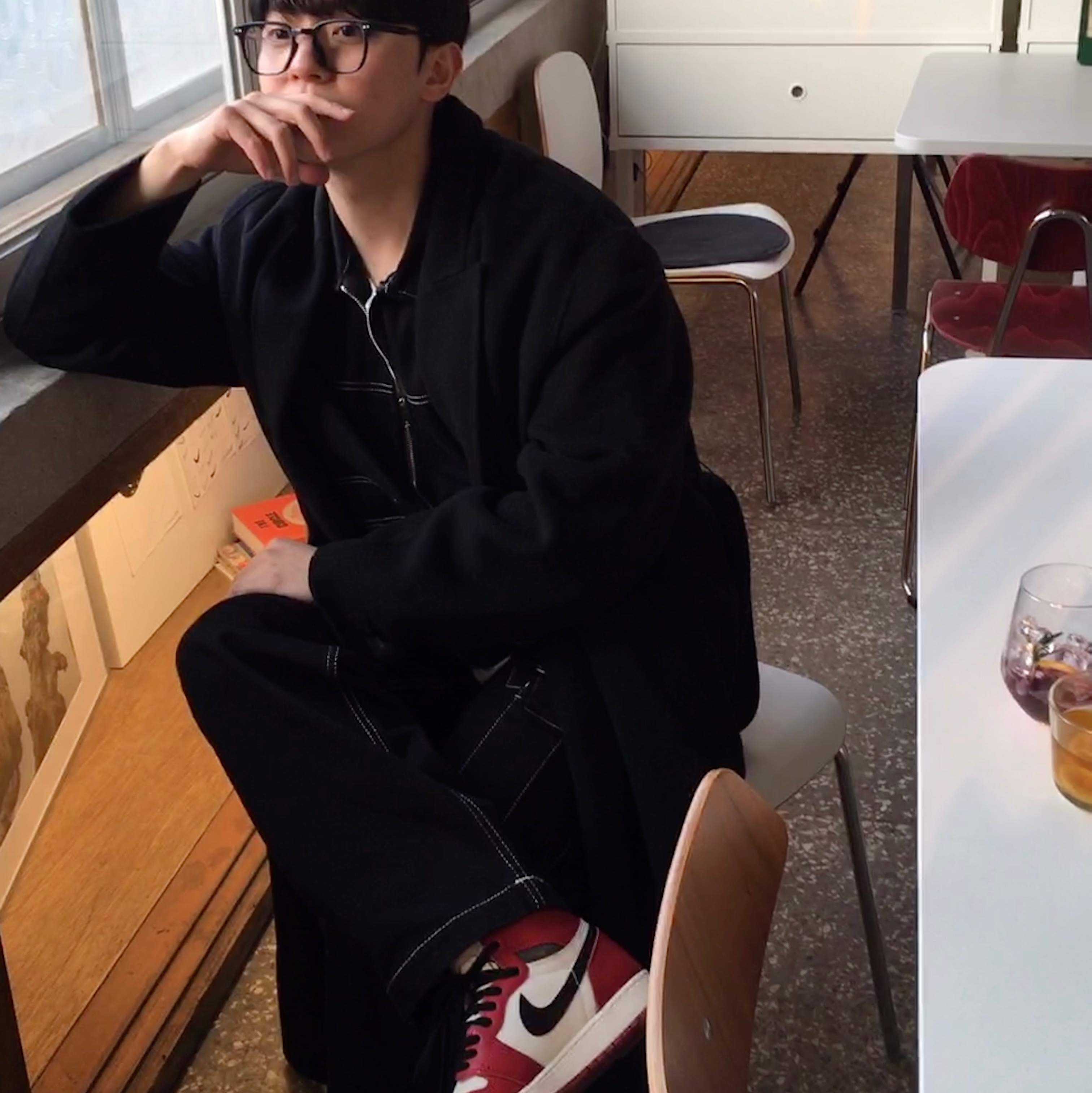 Jordan 1 Retro High OG Chicago 2022, (GS) Jordan 1 Retro High OG Chicago 2022 착용 스타일 - 1