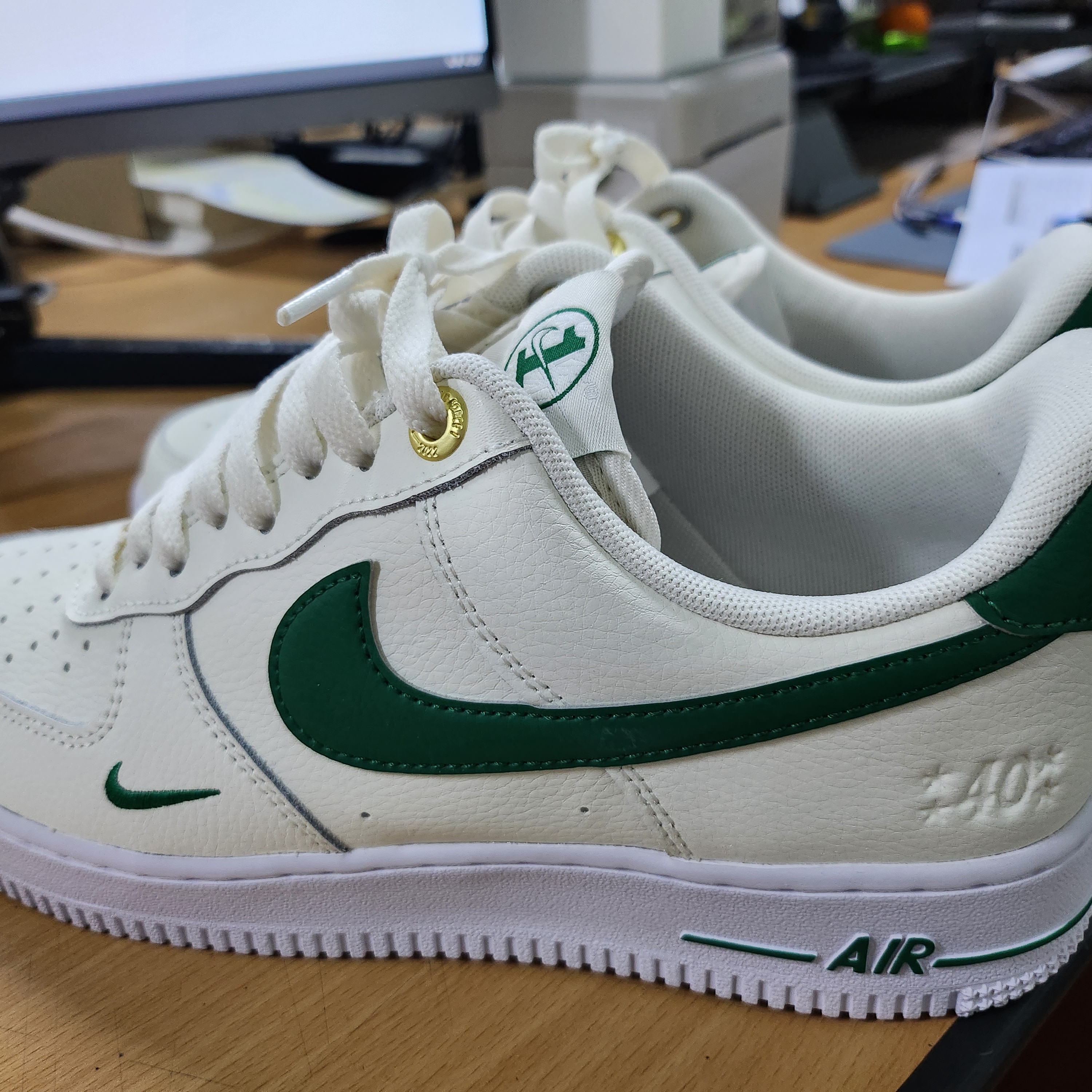Nike Air Force 1 '07 LV8 40th Anniversary Join Forces Sail Malachite 착용 스타일