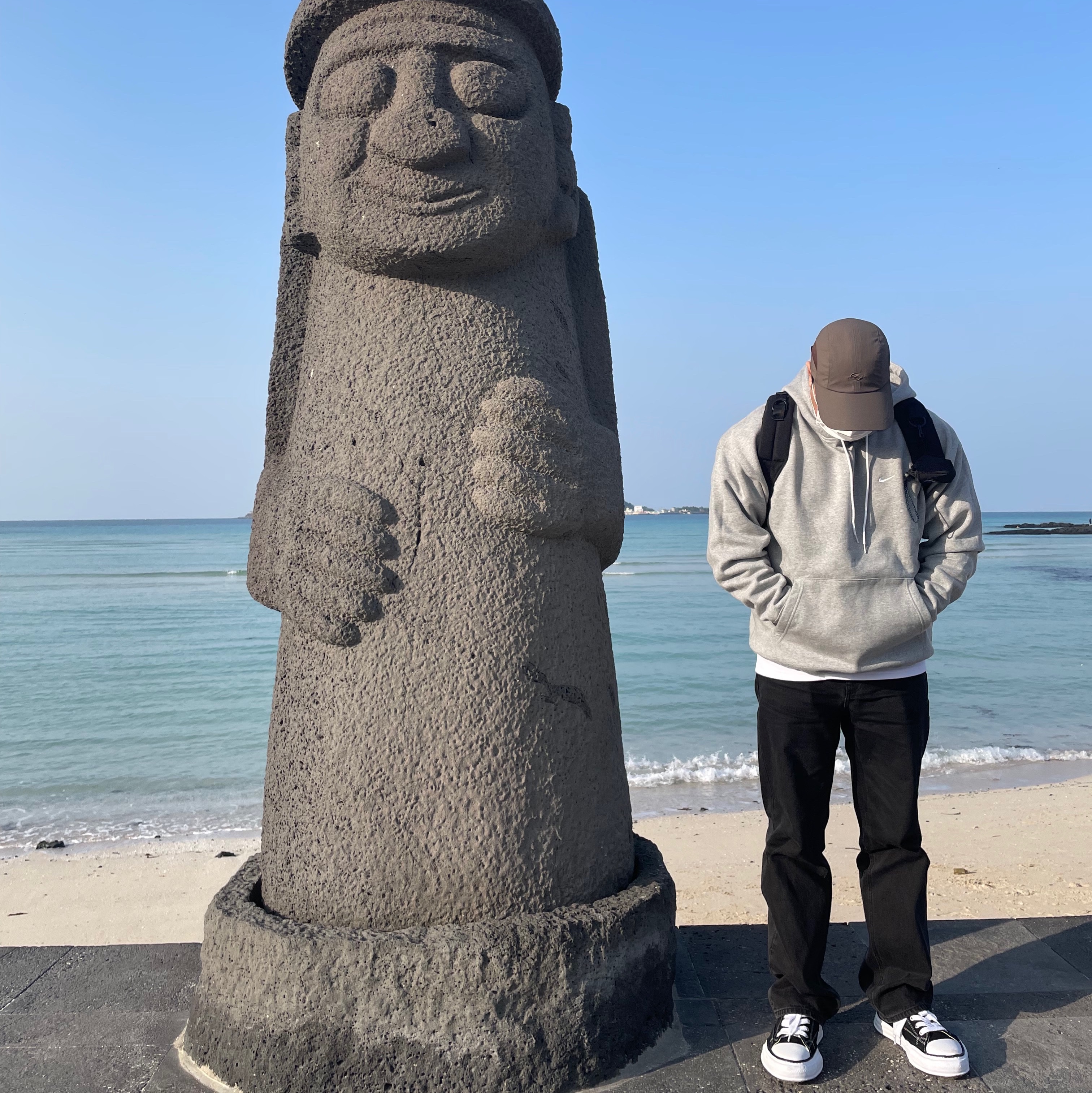 Maison Mihara Yasuhiro Peterson OG Sole Canvas Low Sneakers Black, Nike NRG Solo Swoosh Fleece Hoodie Dark Grey Heather - US/EU 착용 스타일