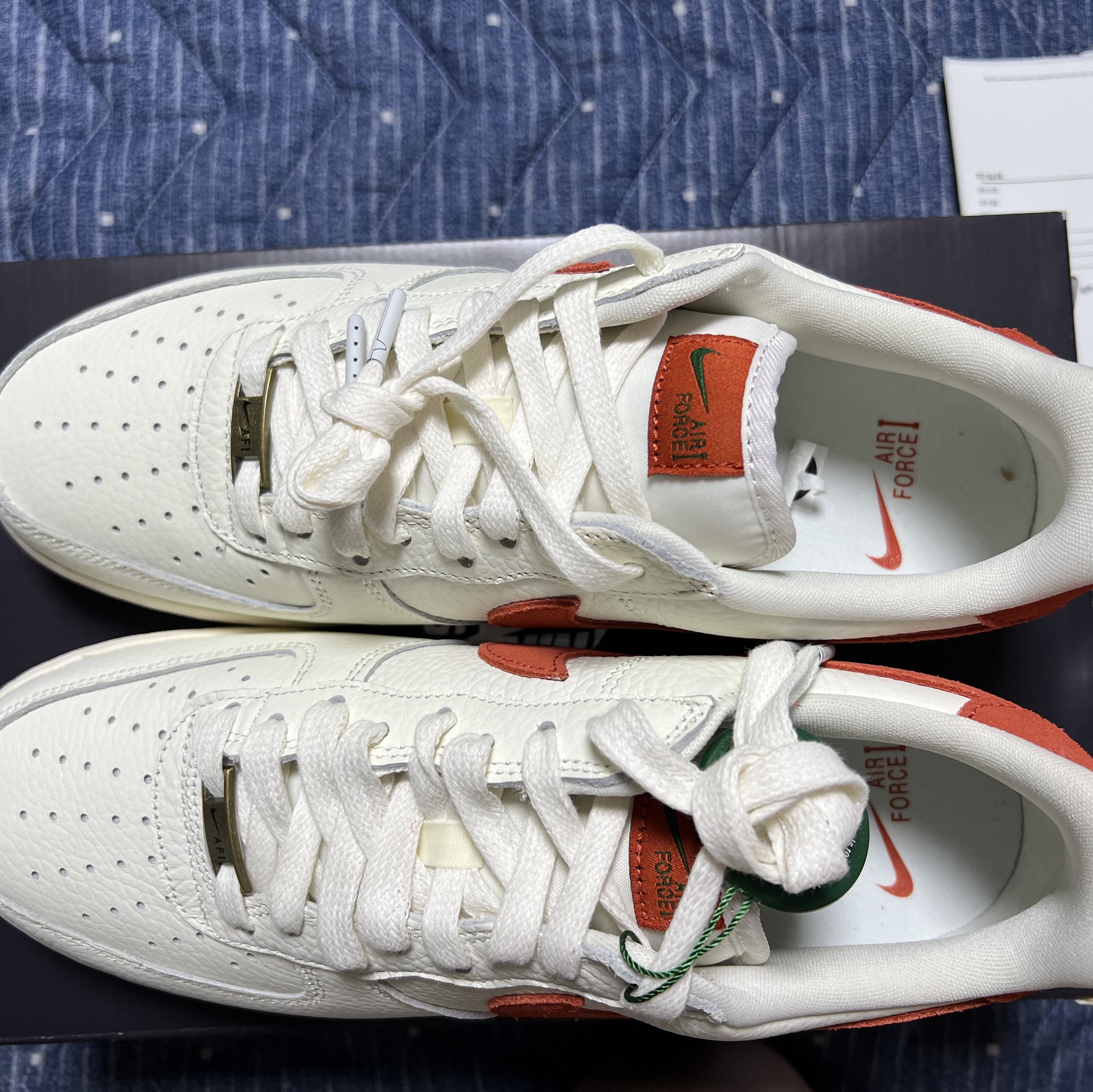 Nike Air Force 1 '07 Craft Mantra Orange 착용 스타일 - 1