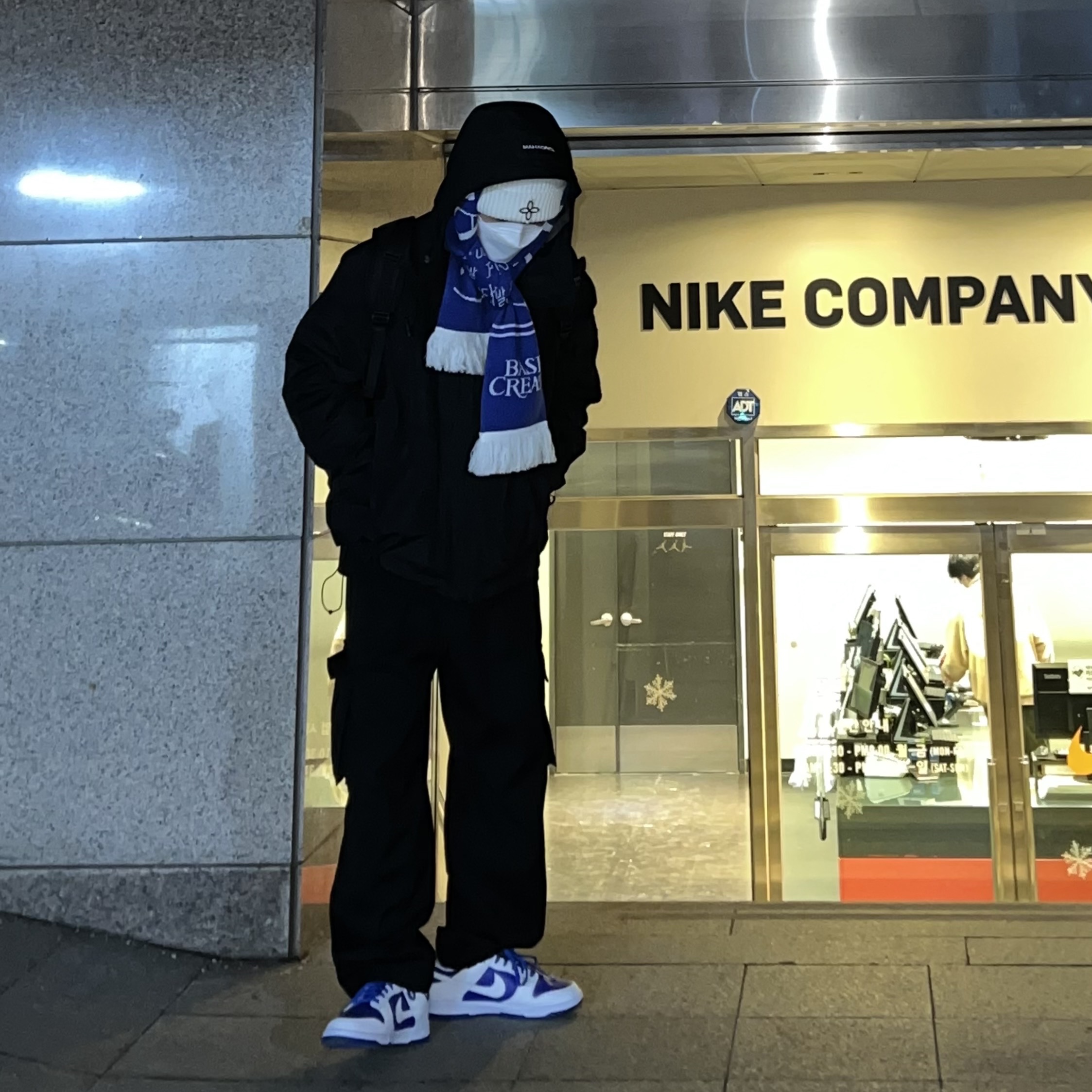 Nike Dunk Low Retro Racer Blue and White 착용 스타일 - 1