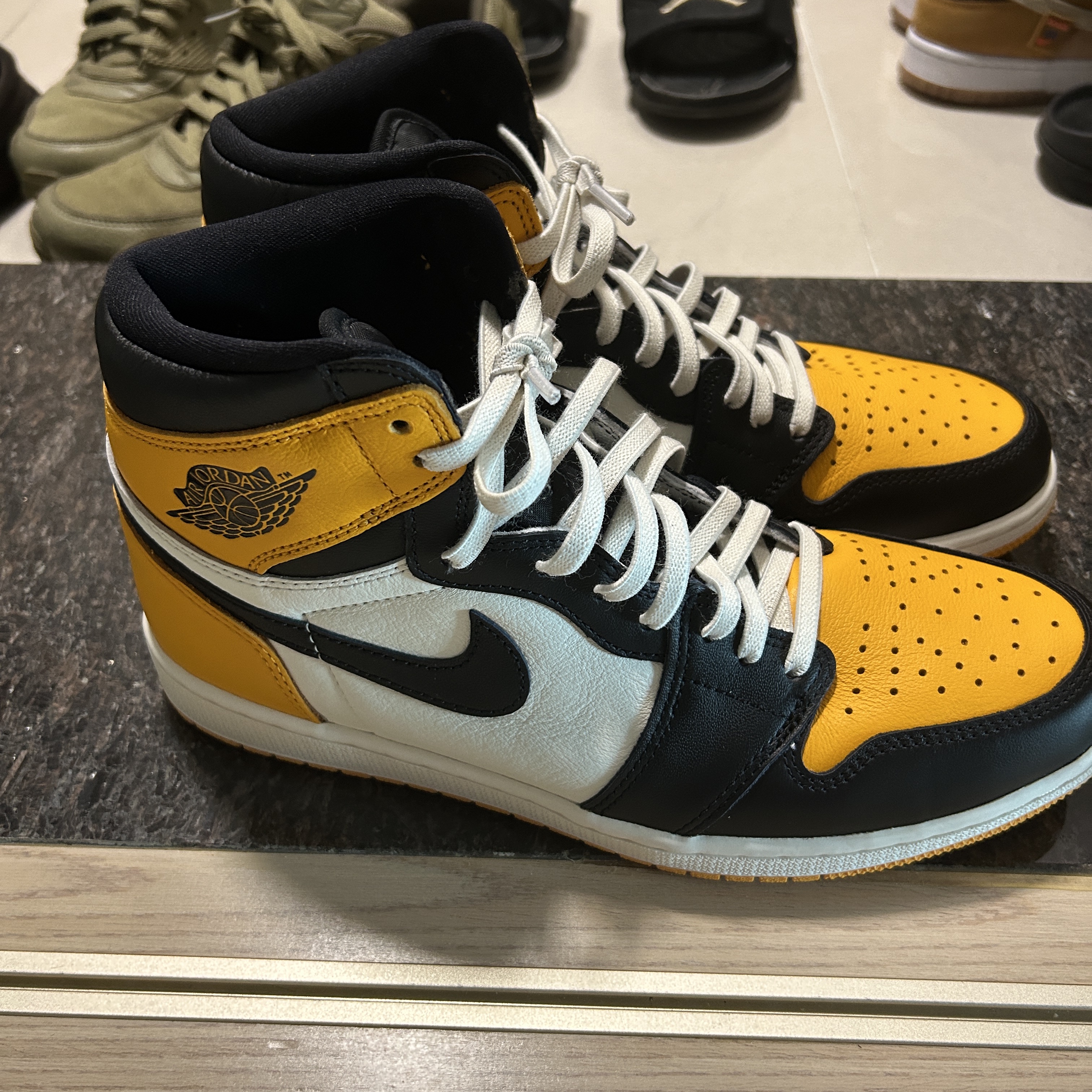 Jordan 1 Retro High OG Taxi 착용 스타일