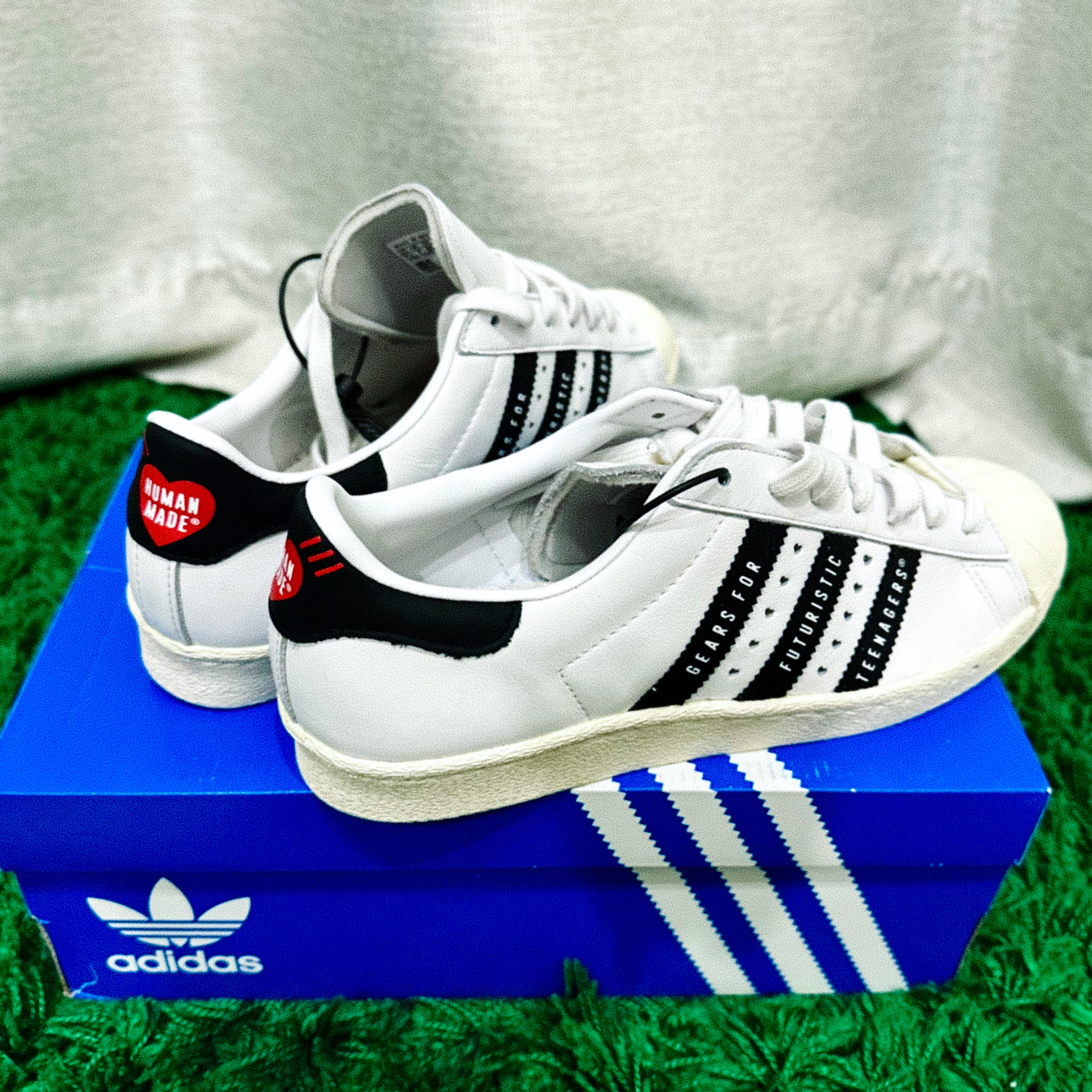 Adidas x Human Made Superstar White Black 착용 스타일