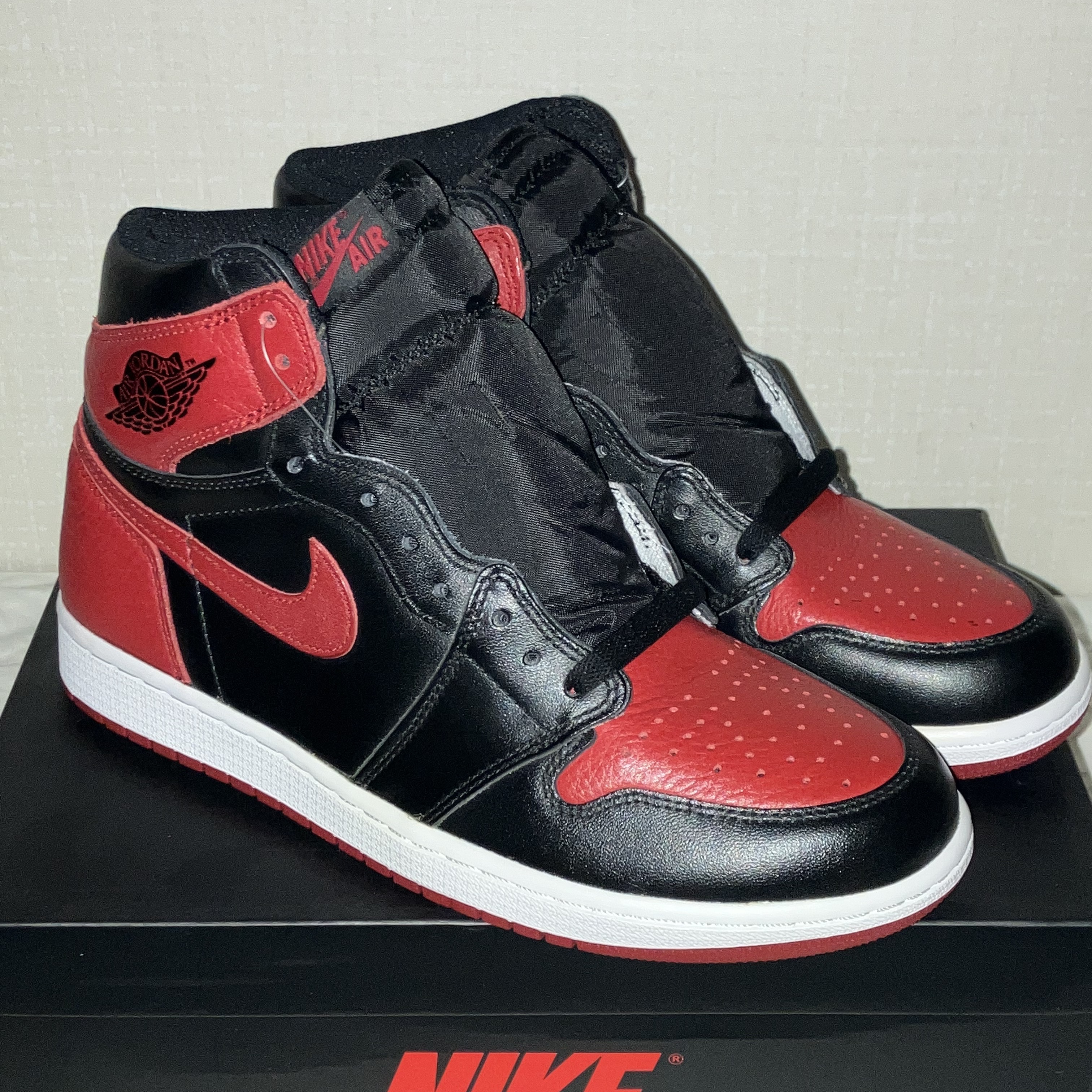 Jordan 1 Retro High OG Bred Banned 2016 착용 스타일 - 1