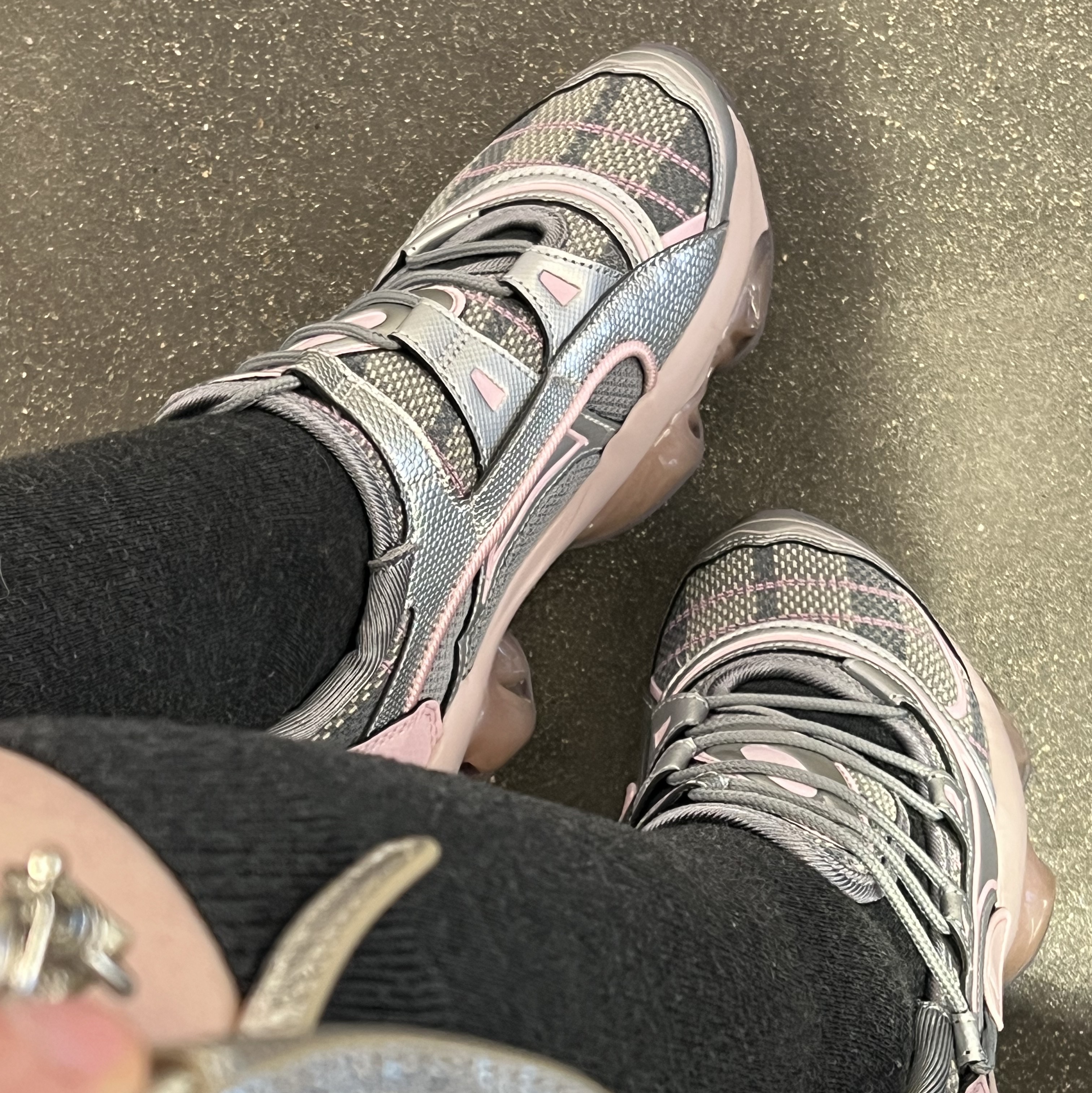 (W) Asics x Kiko Kostadinov x Hysteric Glamour Gel-Quantum Cotton Candy 착용 스타일