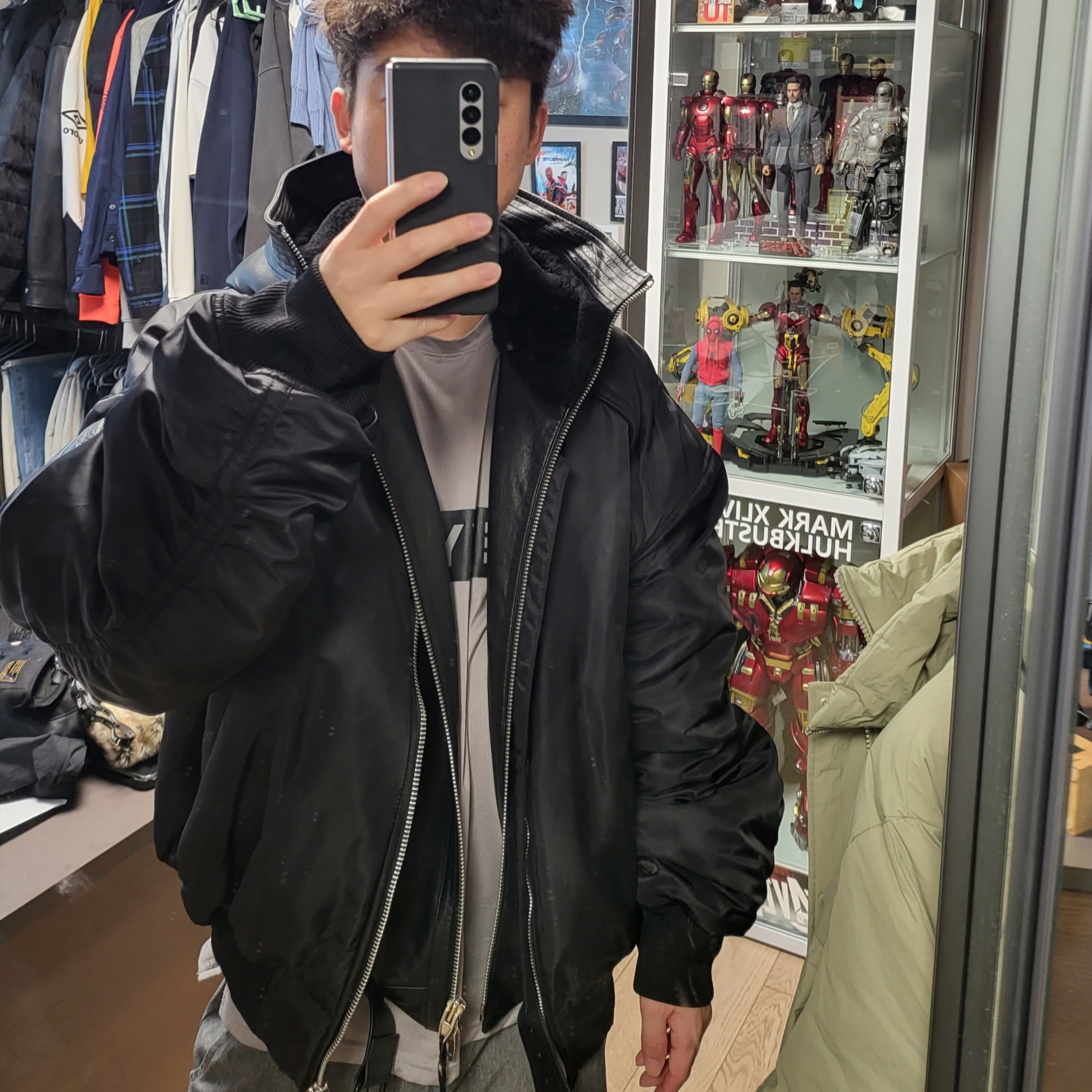 Juun.J Collection MA-1 Black - 22FW 착용 스타일 - 2