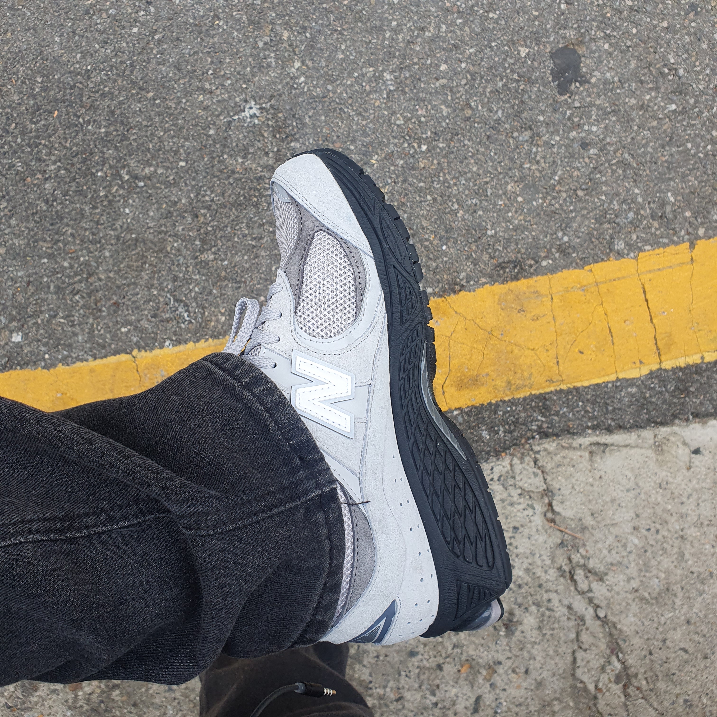 New Balance 2002R Grey Black - JD Sports Exclusive 착용 스타일