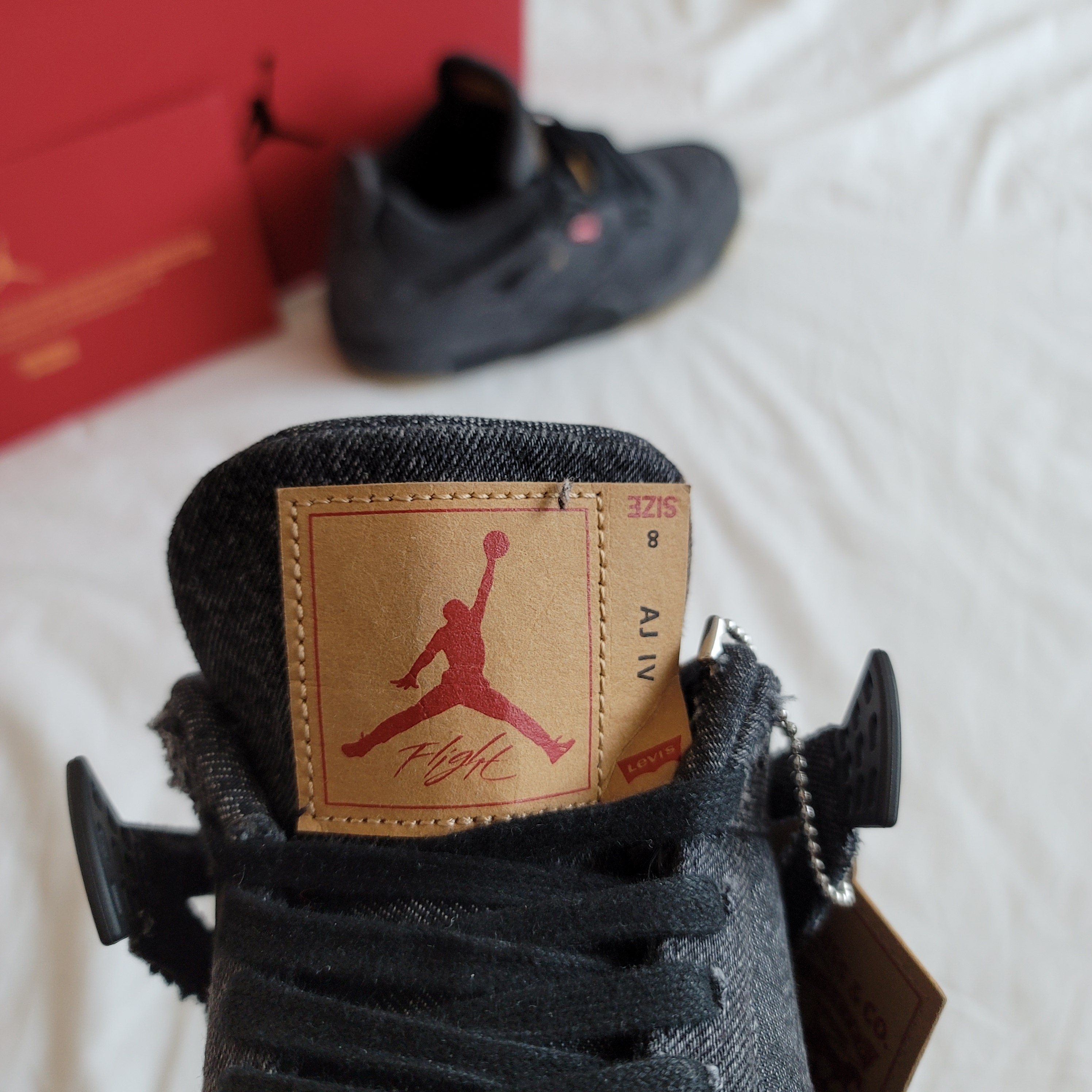 Jordan 4 x Levi's Retro Black Denim (Levi's Tag), Jordan 4 x Levi's Retro Black Denim (Blank Tag) 착용 스타일 - 4