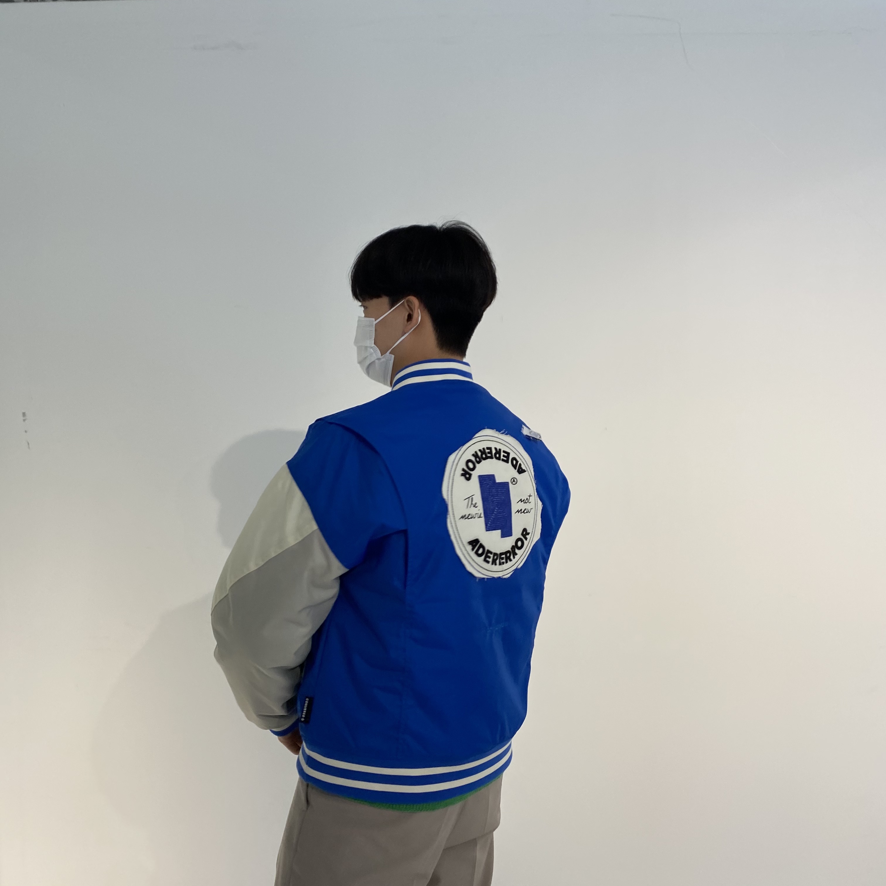 Converse x Ader Error Shapes Varsity Jacket Cobalt 착용 스타일