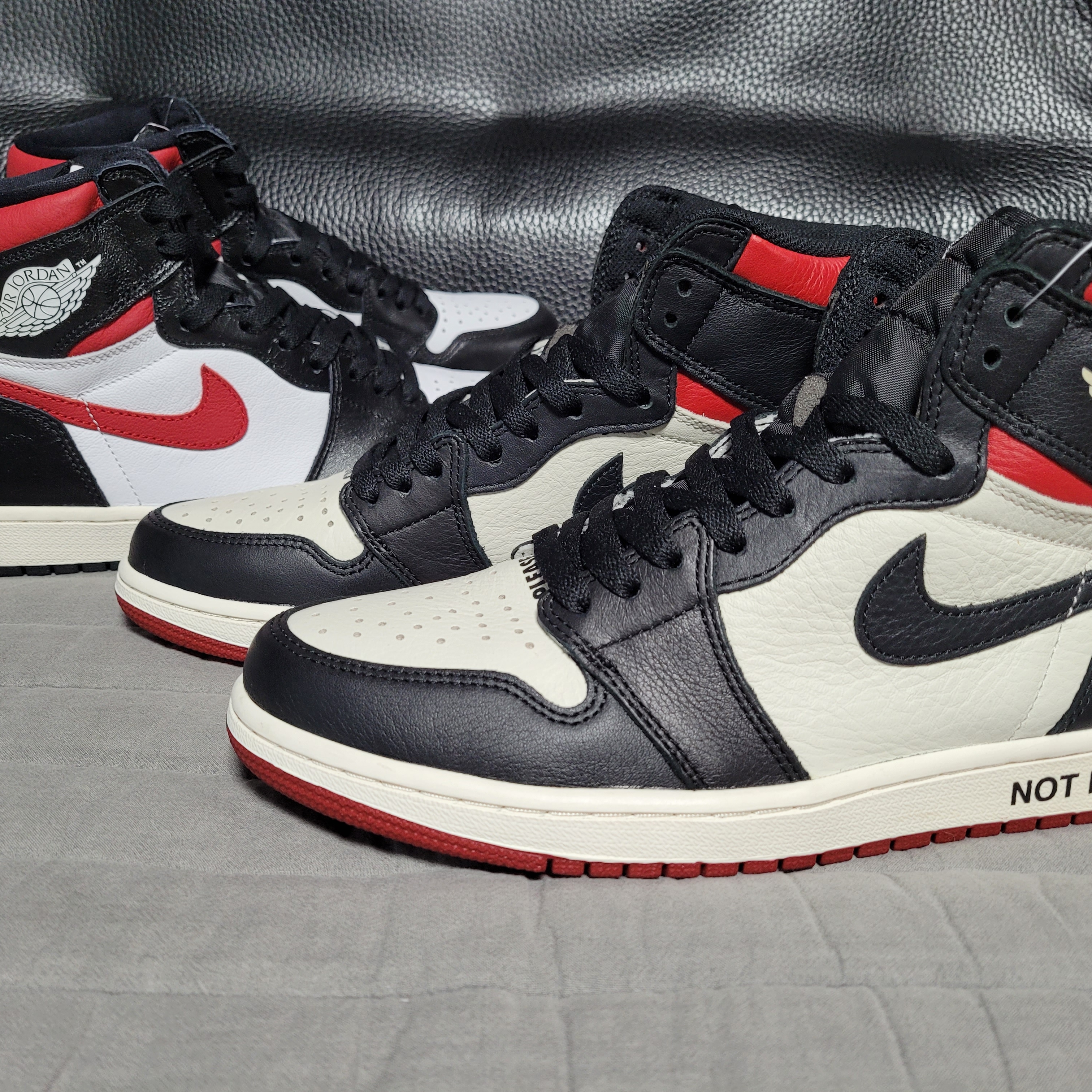 Jordan 1 Retro High Not for Resale Varsity Red 착용 스타일