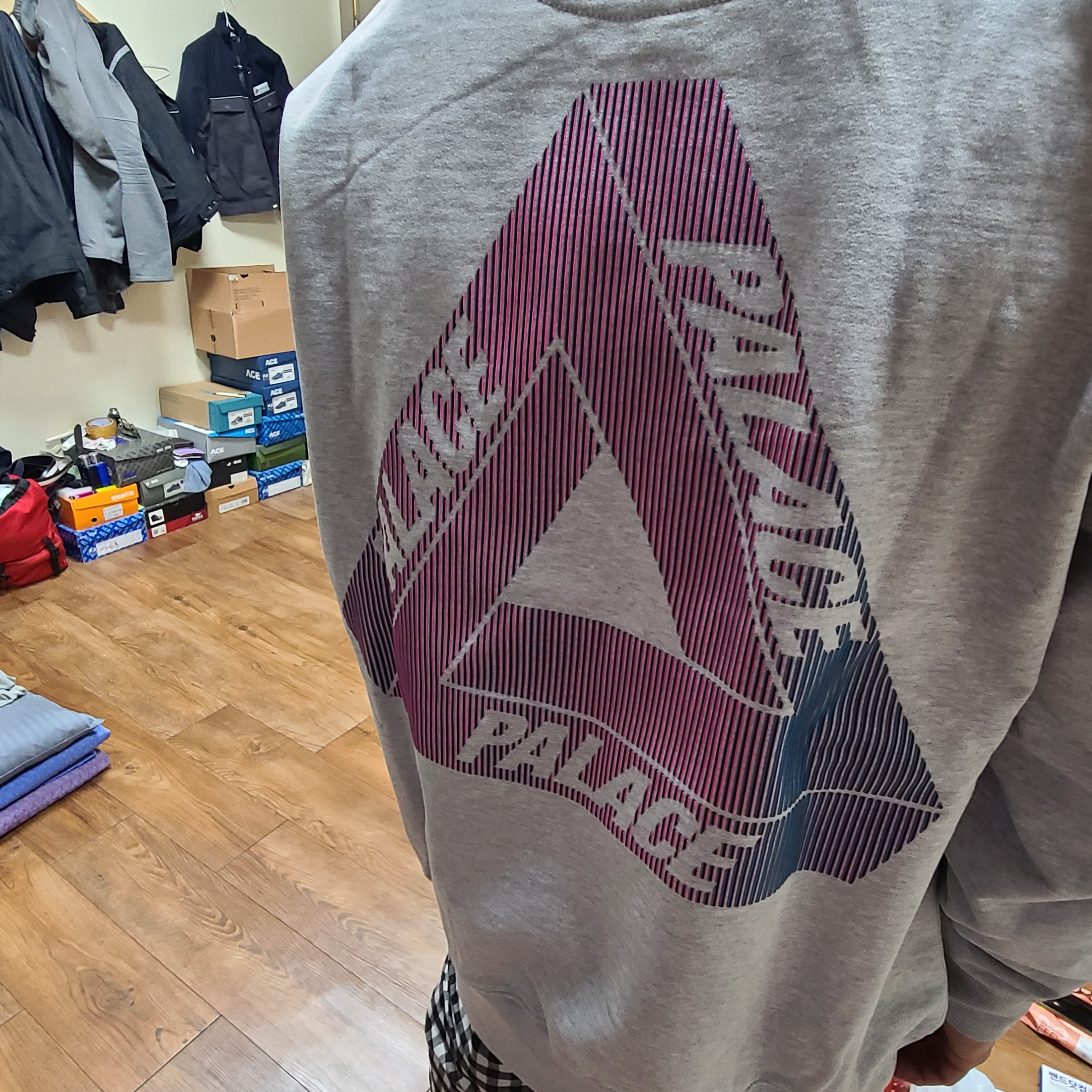 Palace Tri-Lenticular Hood Grey Marl - 22FW 착용 스타일 - 2