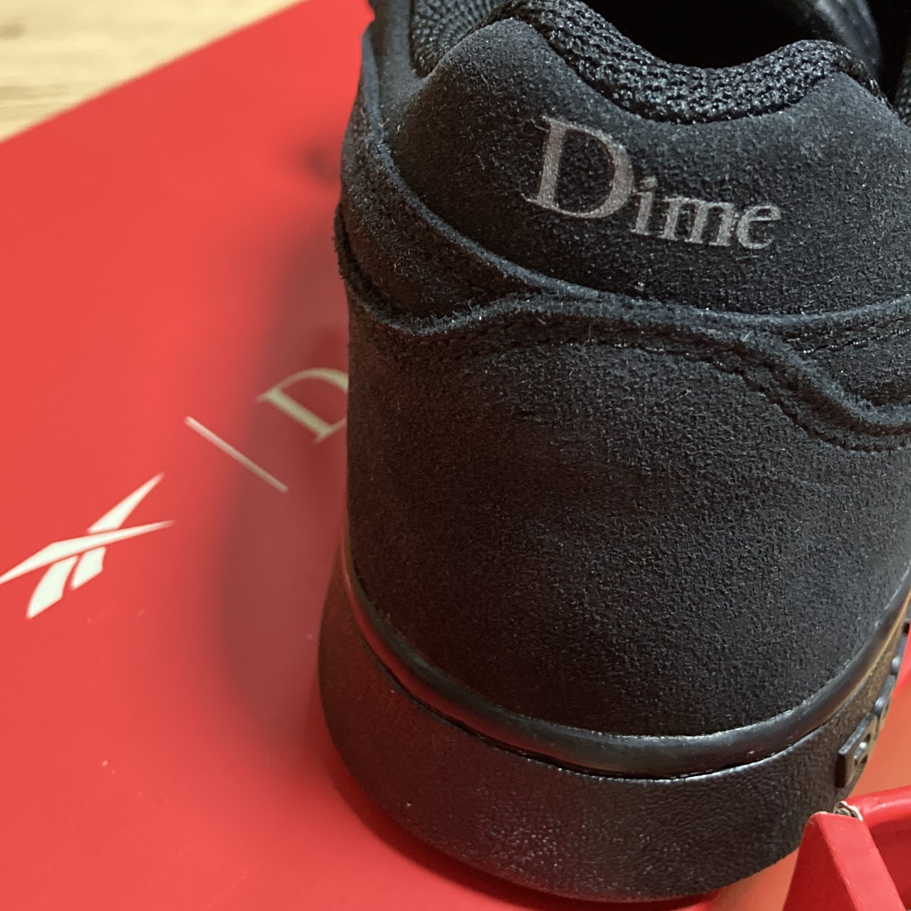 Reebok x Dime Workout Plus Core Black 착용 스타일 - 1
