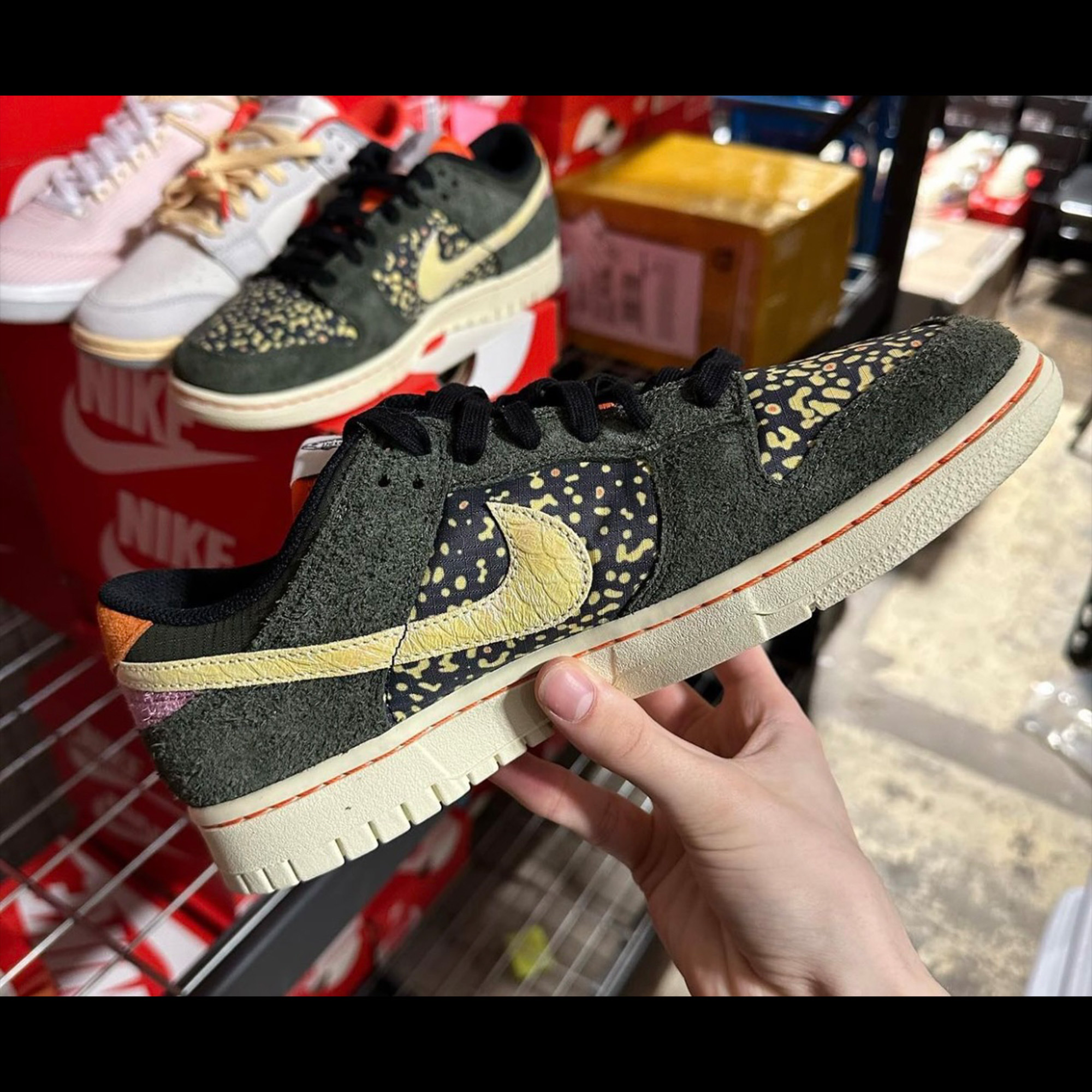 Nike Dunk Low Retro Black, Nike Dunk Low Retro SE Jackpot Malachite 착용 스타일 - 3