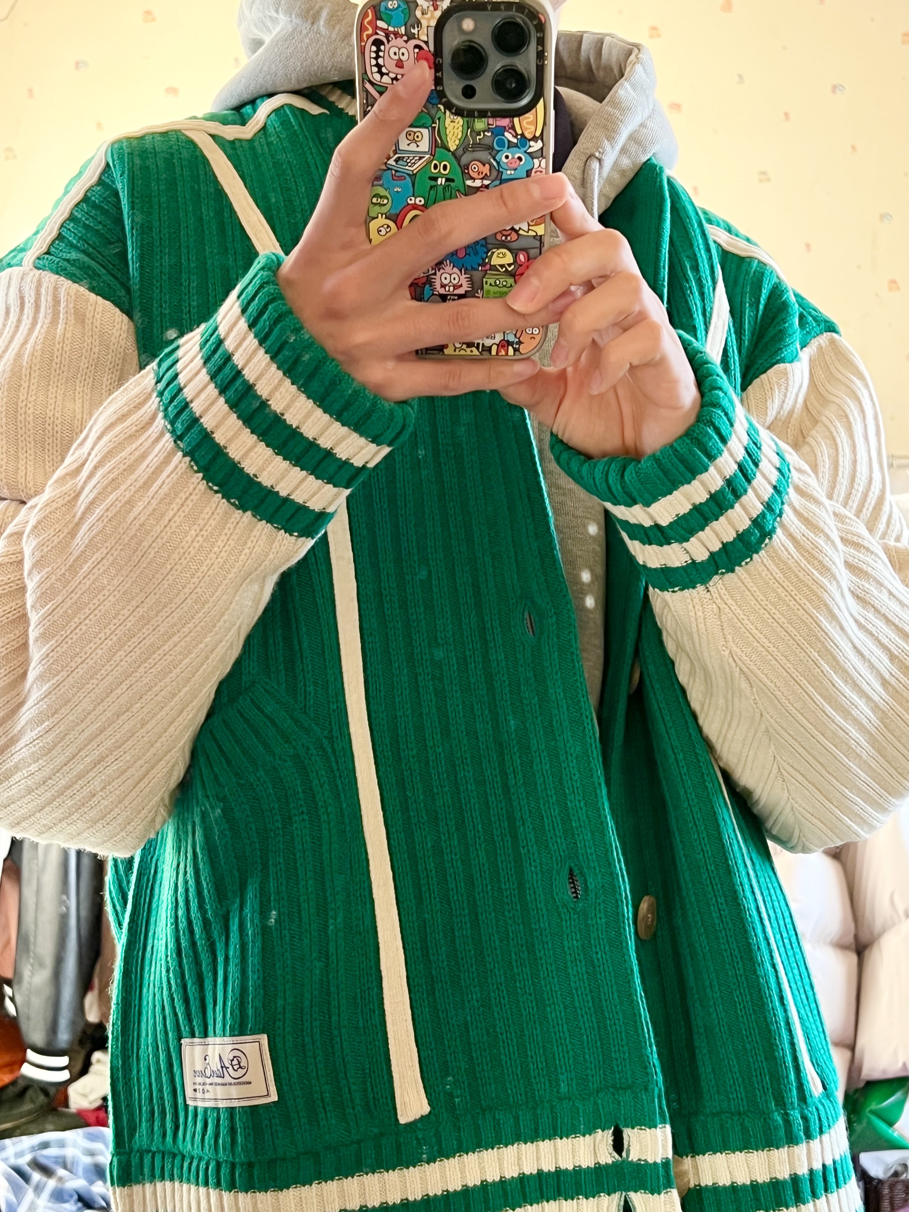 Ader Error Tomb Cardigan Green 착용 스타일