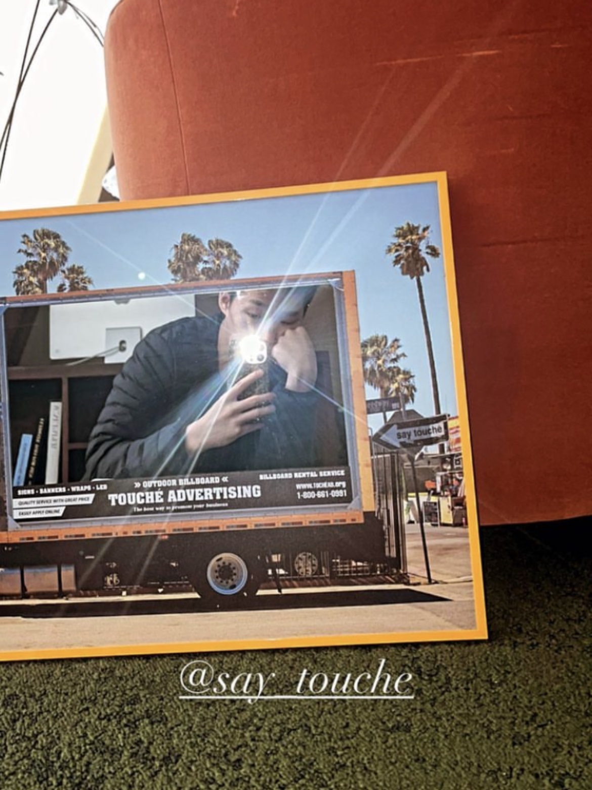 Say Touche Truck Mirror 착용 스타일